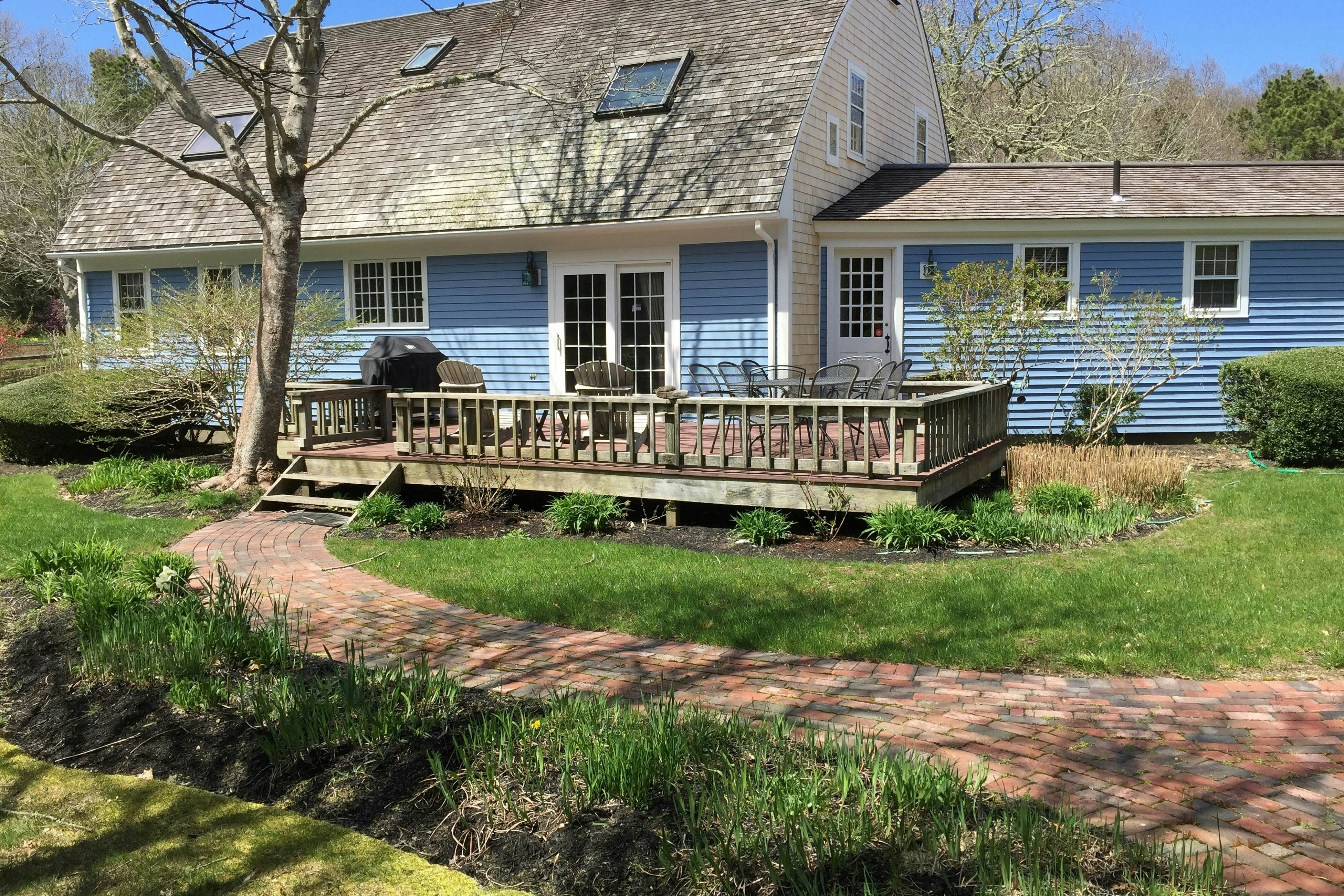 Sheep Pond Bow House