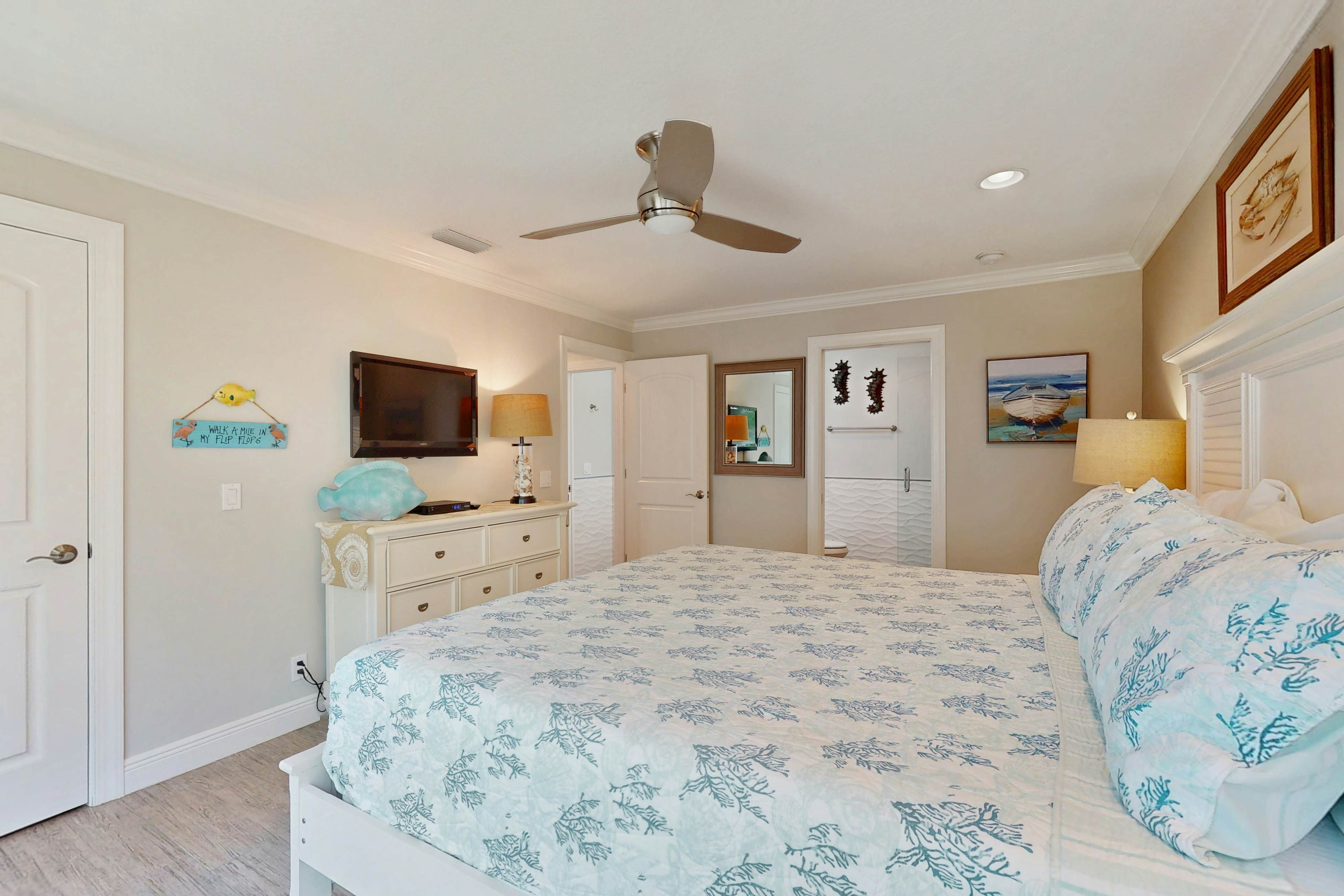 Water's Edge 105 South