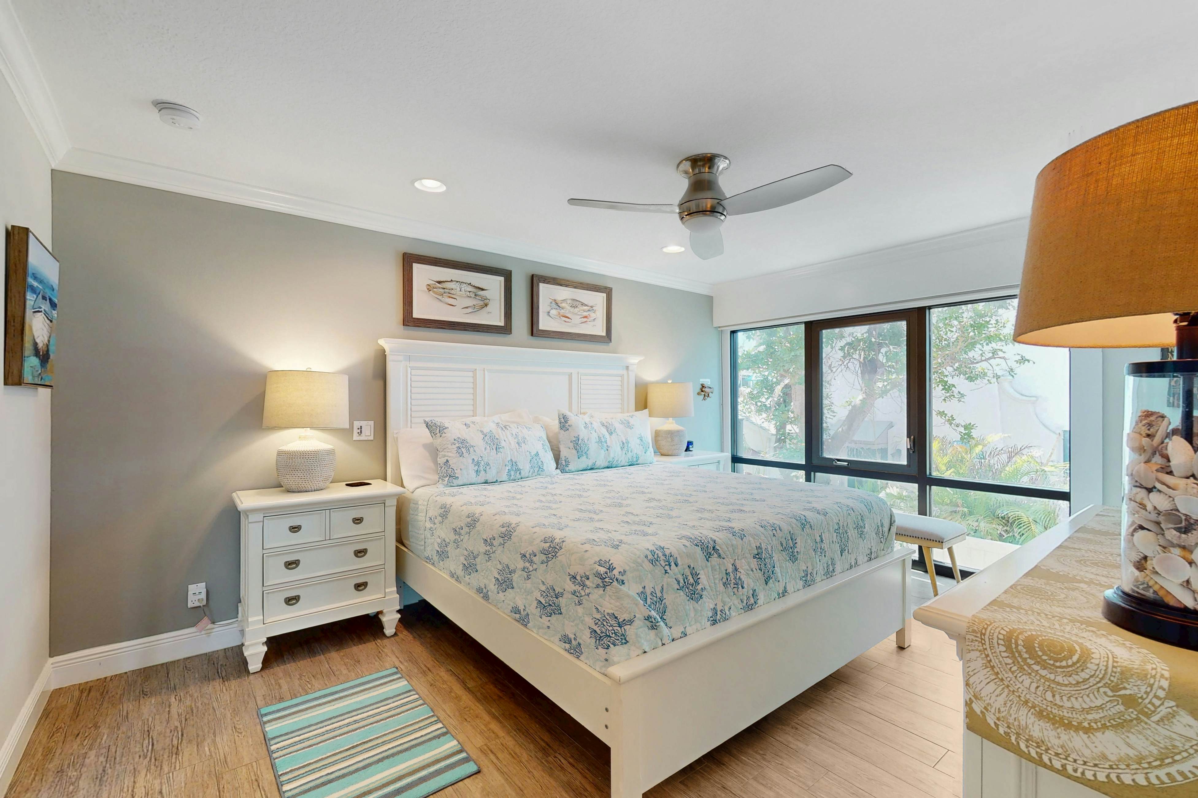 Water's Edge 105 South