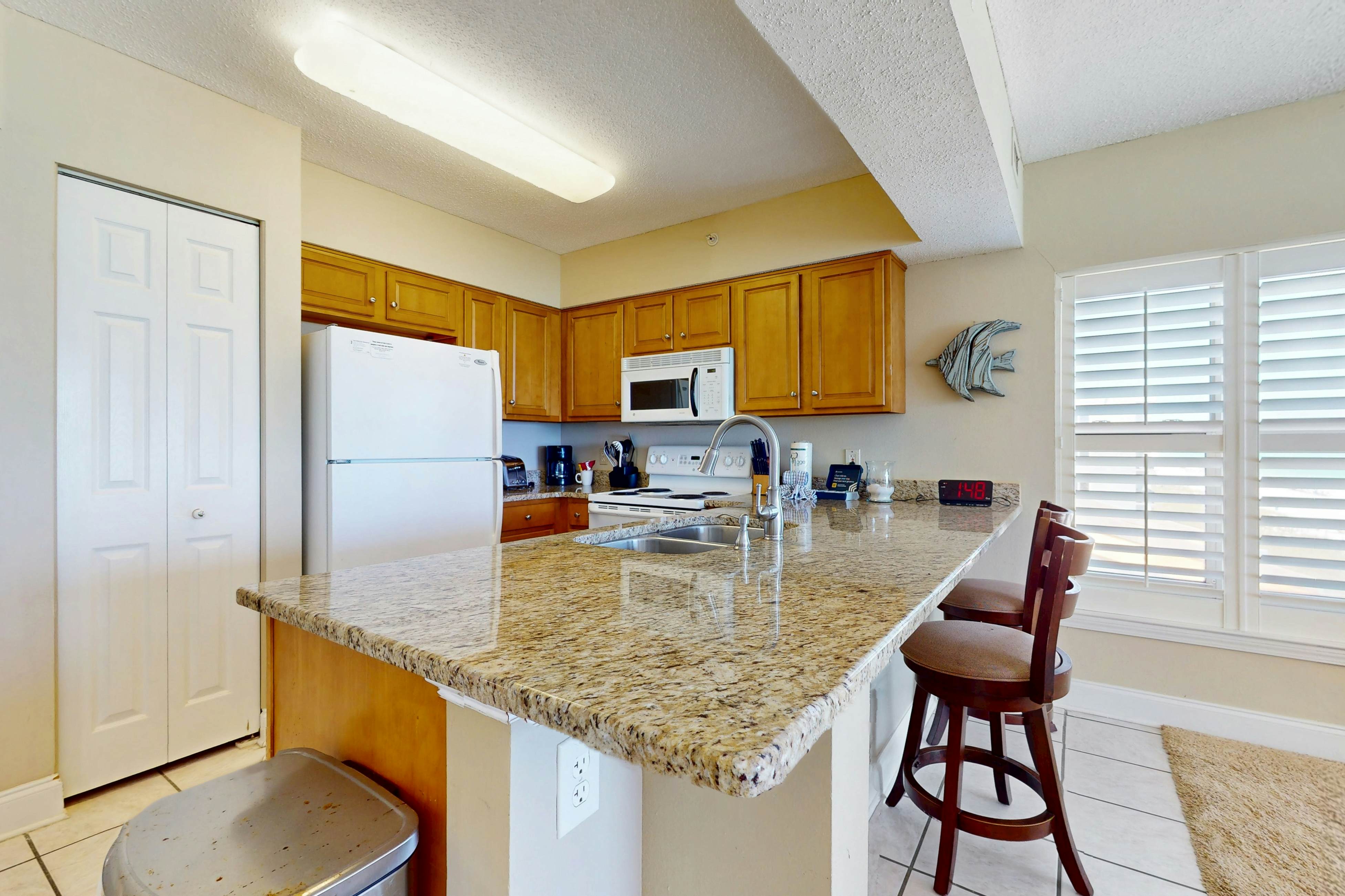 Emerald Towers West 5000