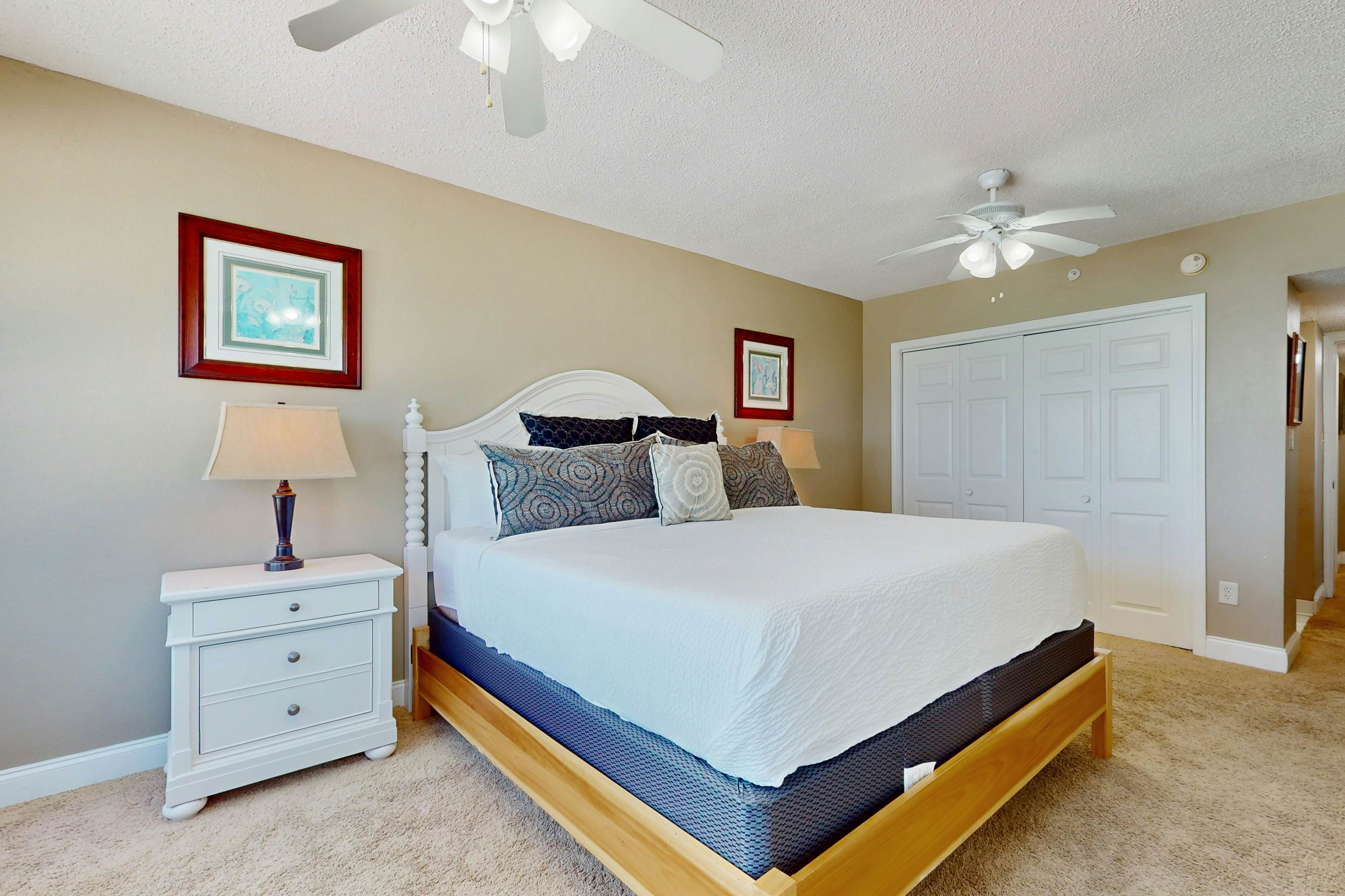 Emerald Towers West 5000