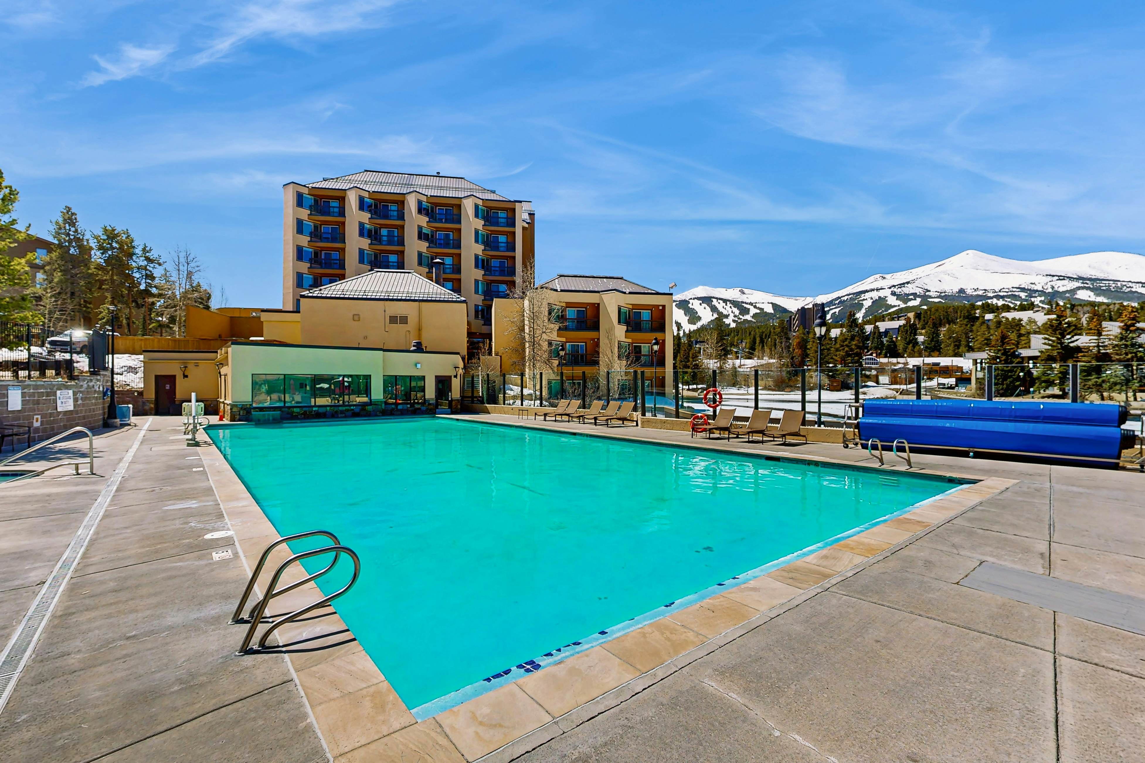 Water House On Main Street #6404