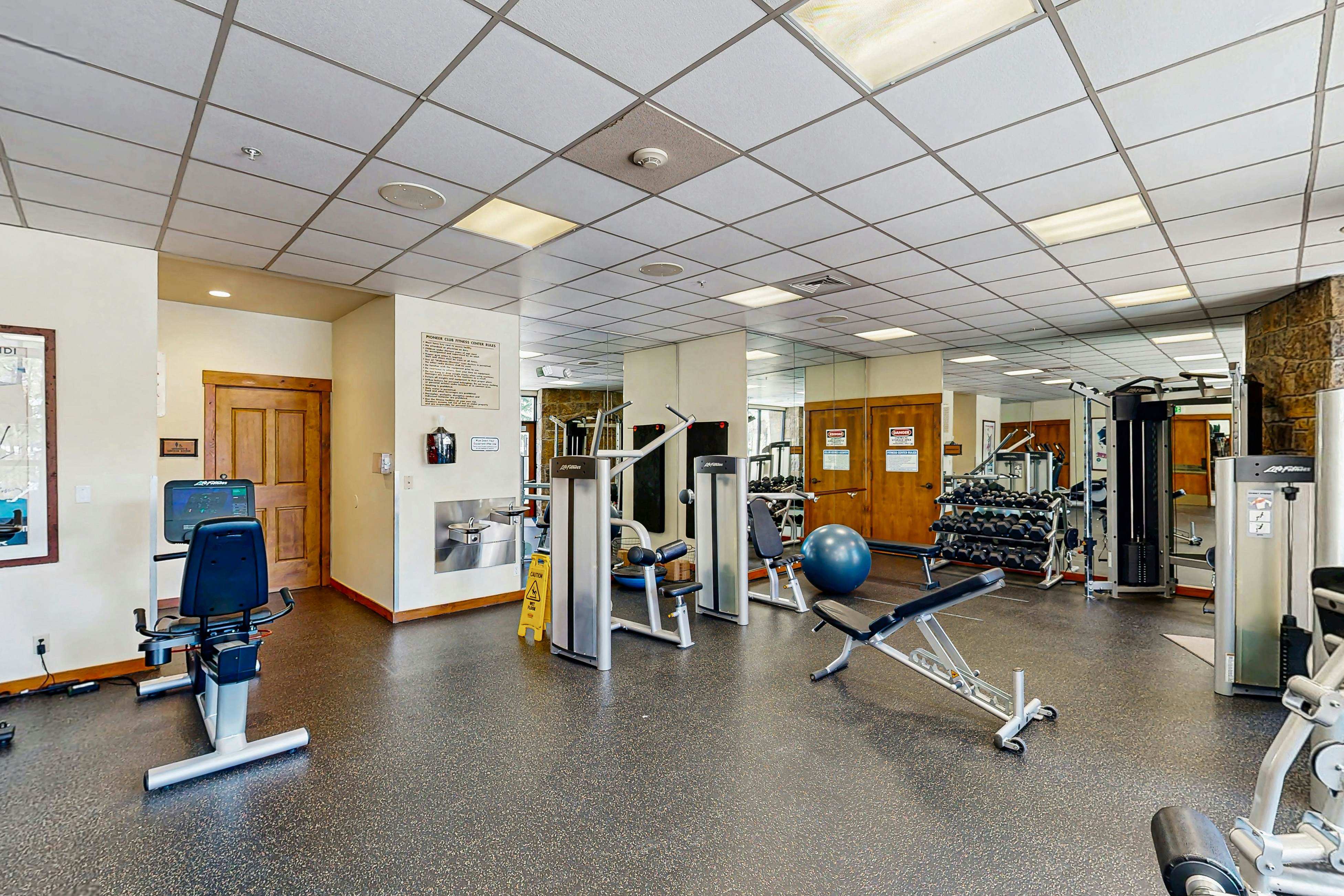 Water House On Main Street #6404