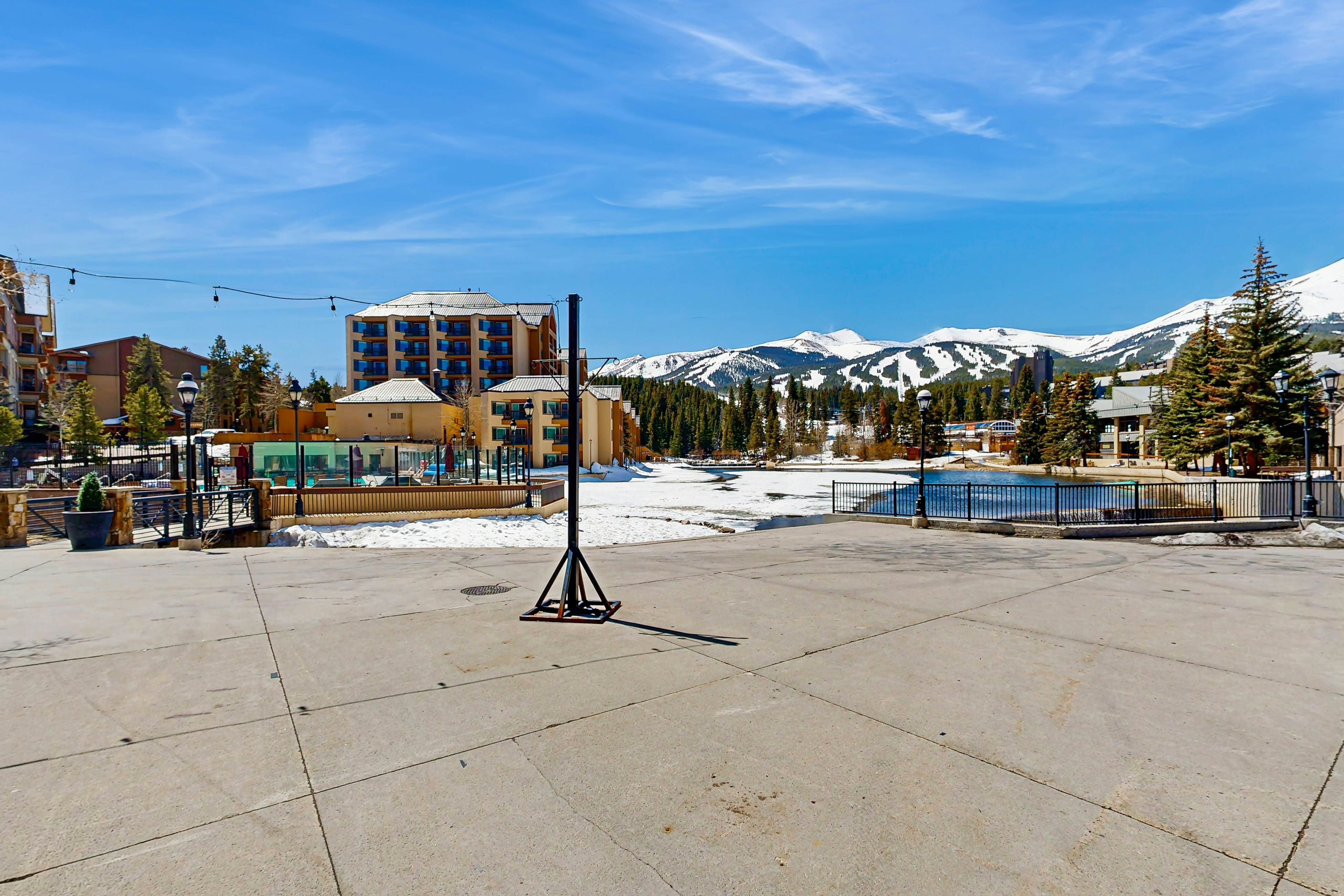 Water House On Main Street #6404