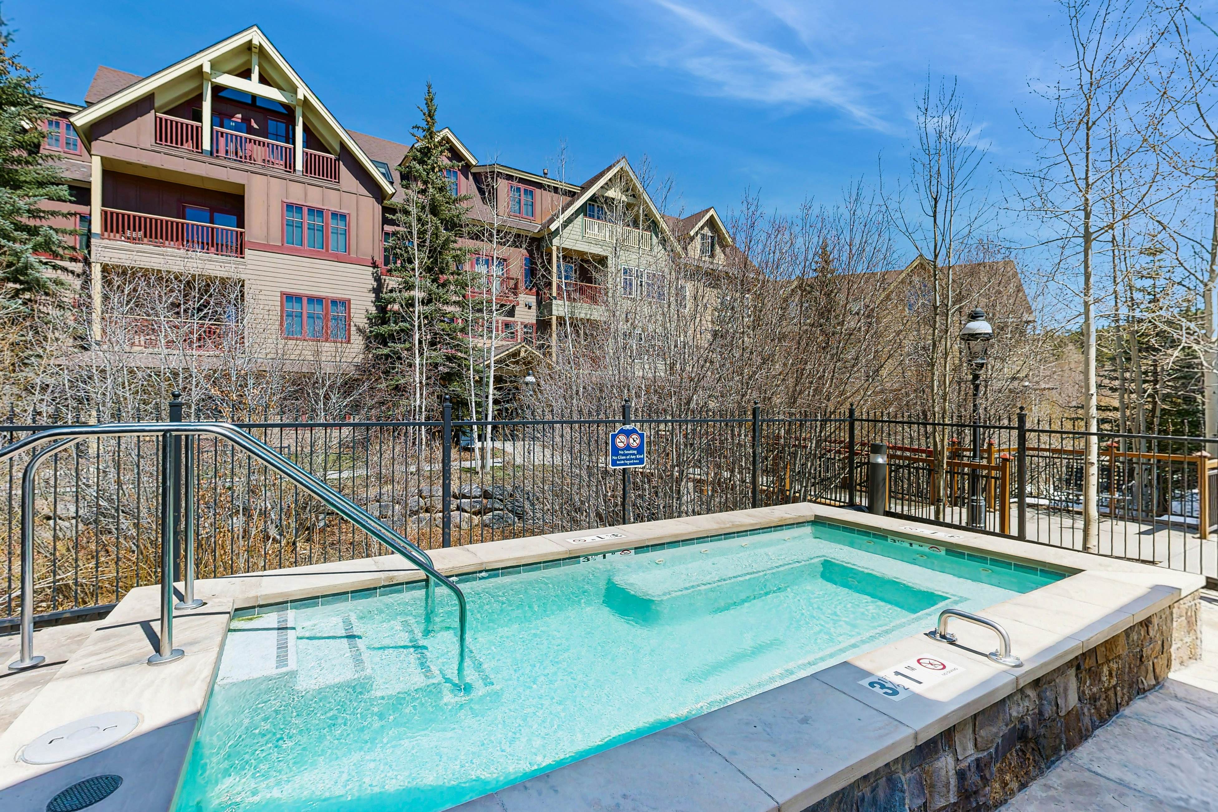 Water House On Main Street #6404