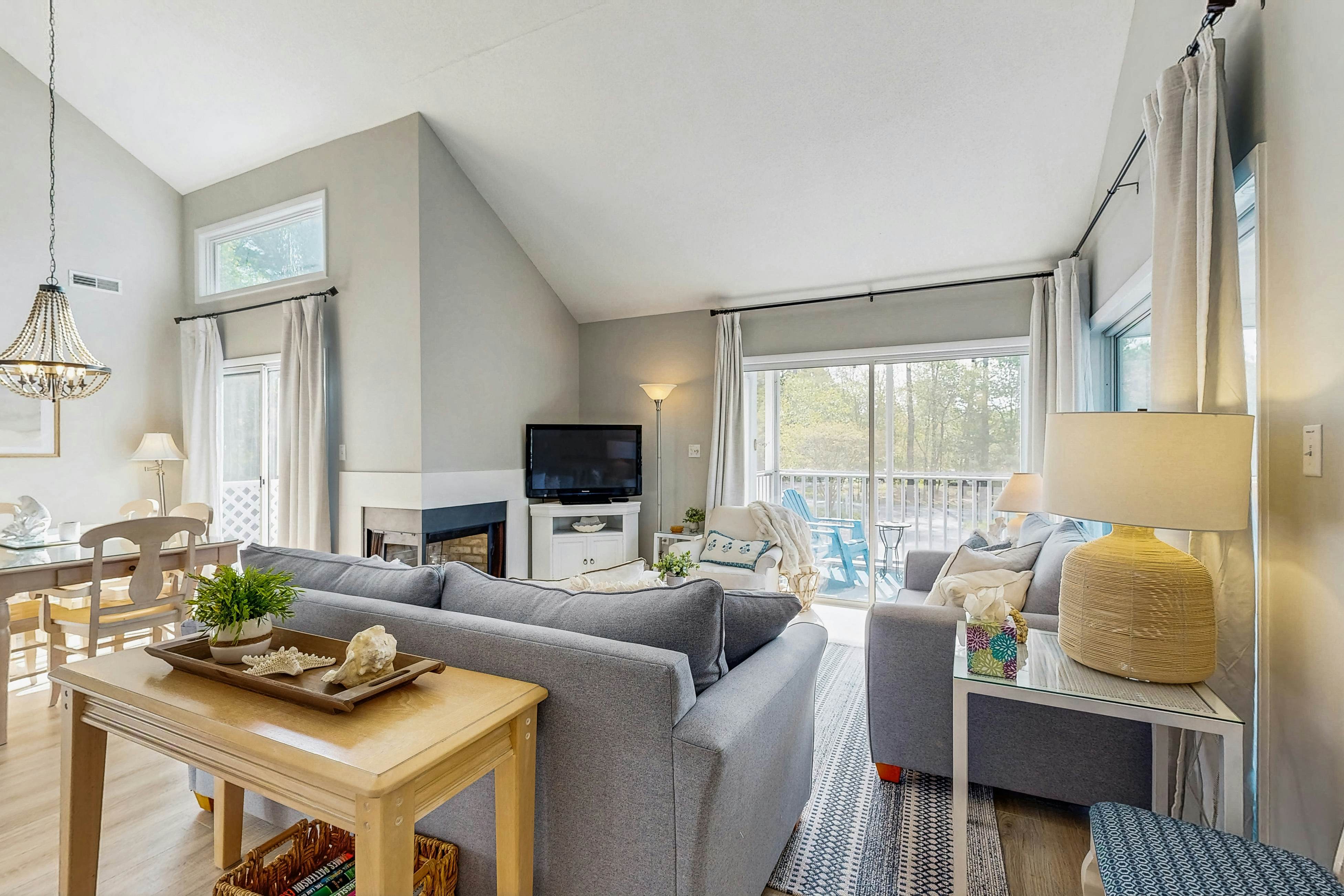 Sea Colony - 17001 Bayberry