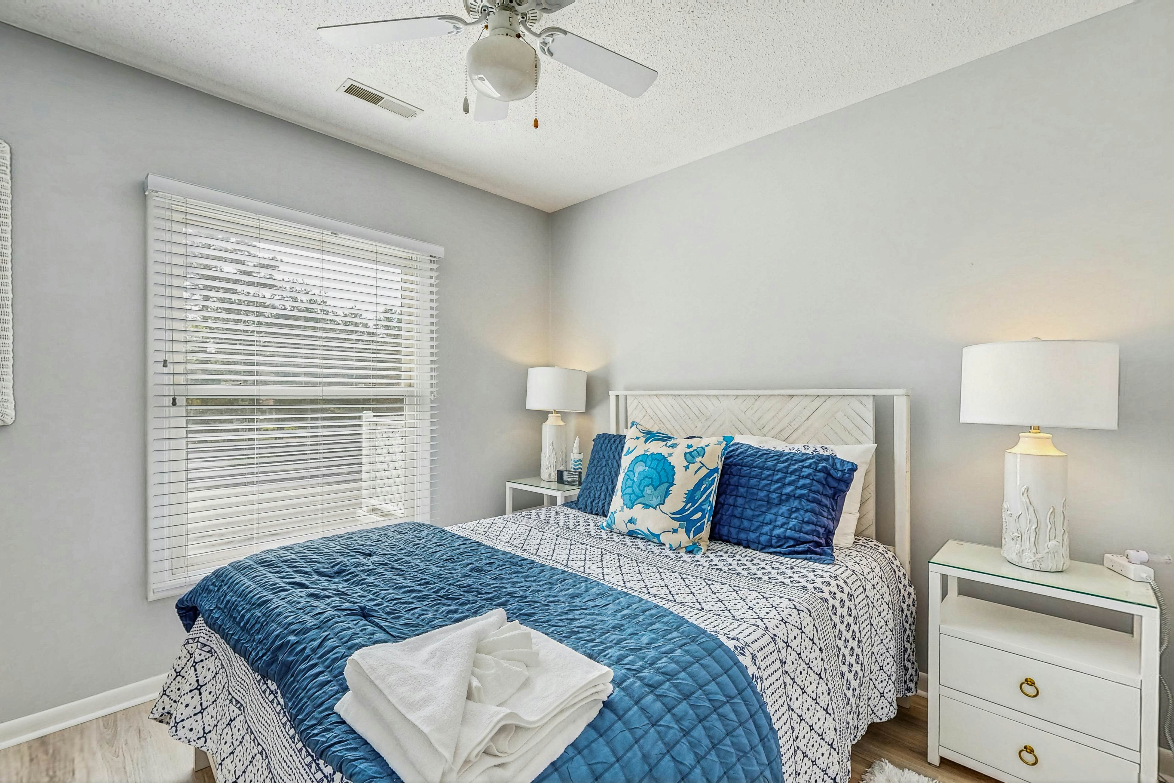 Sea Colony - 17001 Bayberry