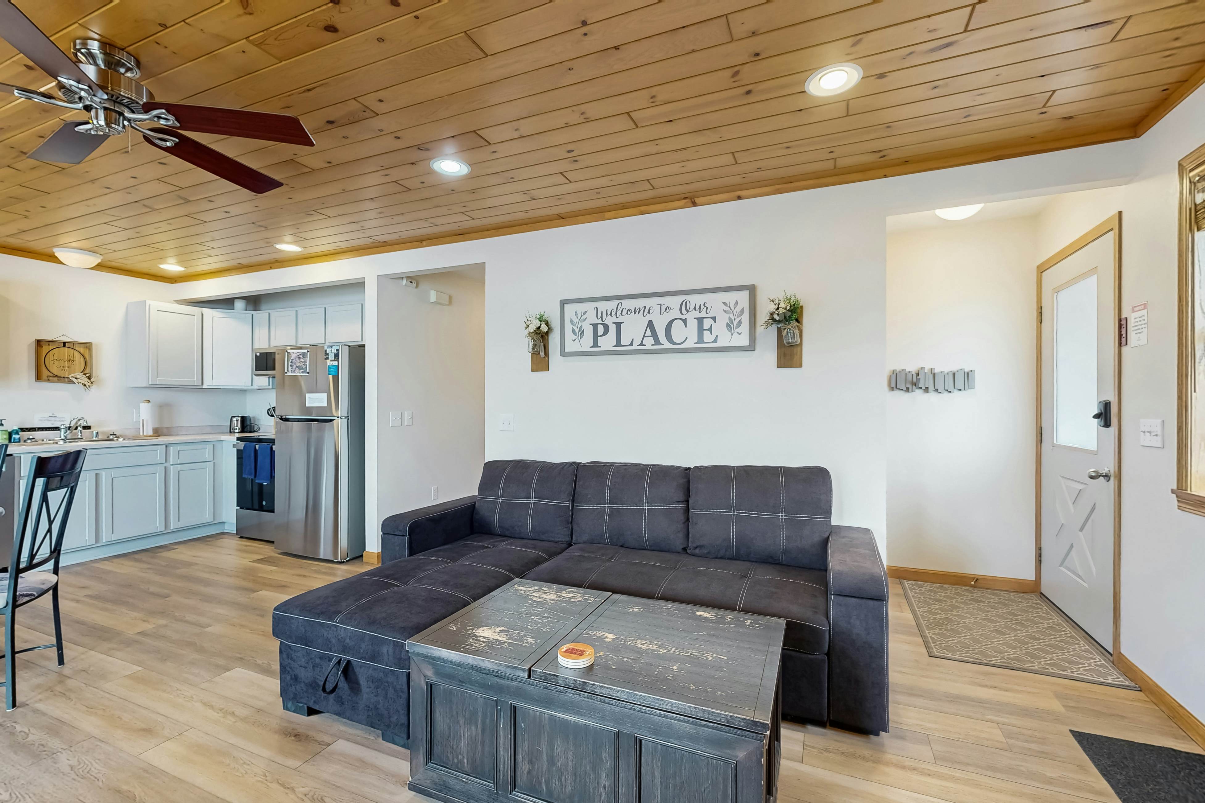 Thunderbird Resort Condo 1040B