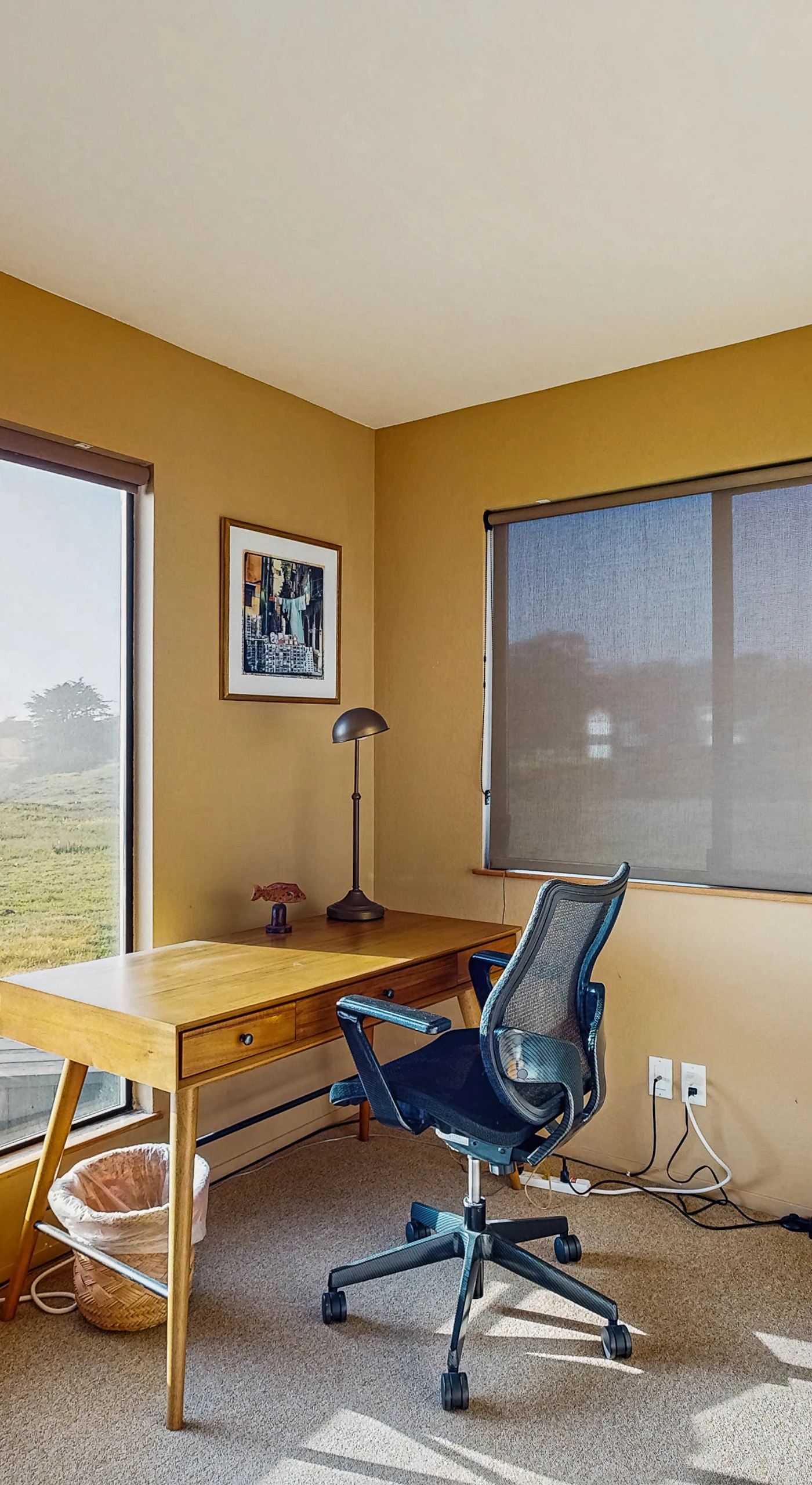 Find your inspiration in the cozy workspace, where stunning views and natural light create the perfect environment for productivity.