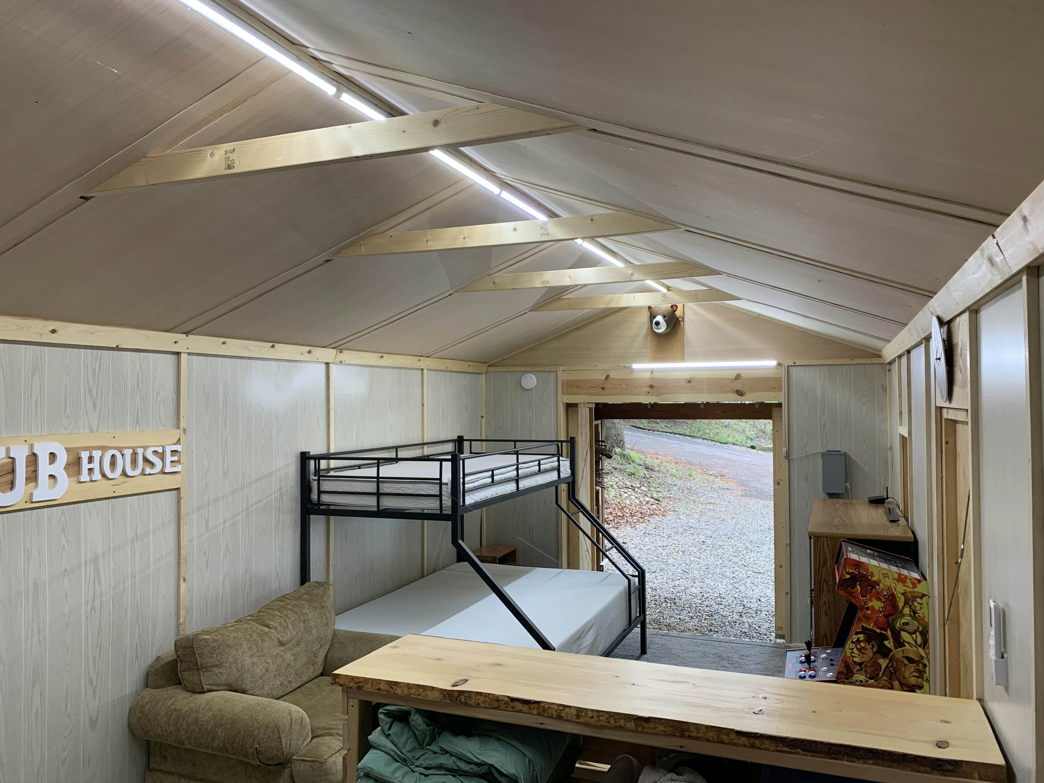 Bears Den at Acorn Dr