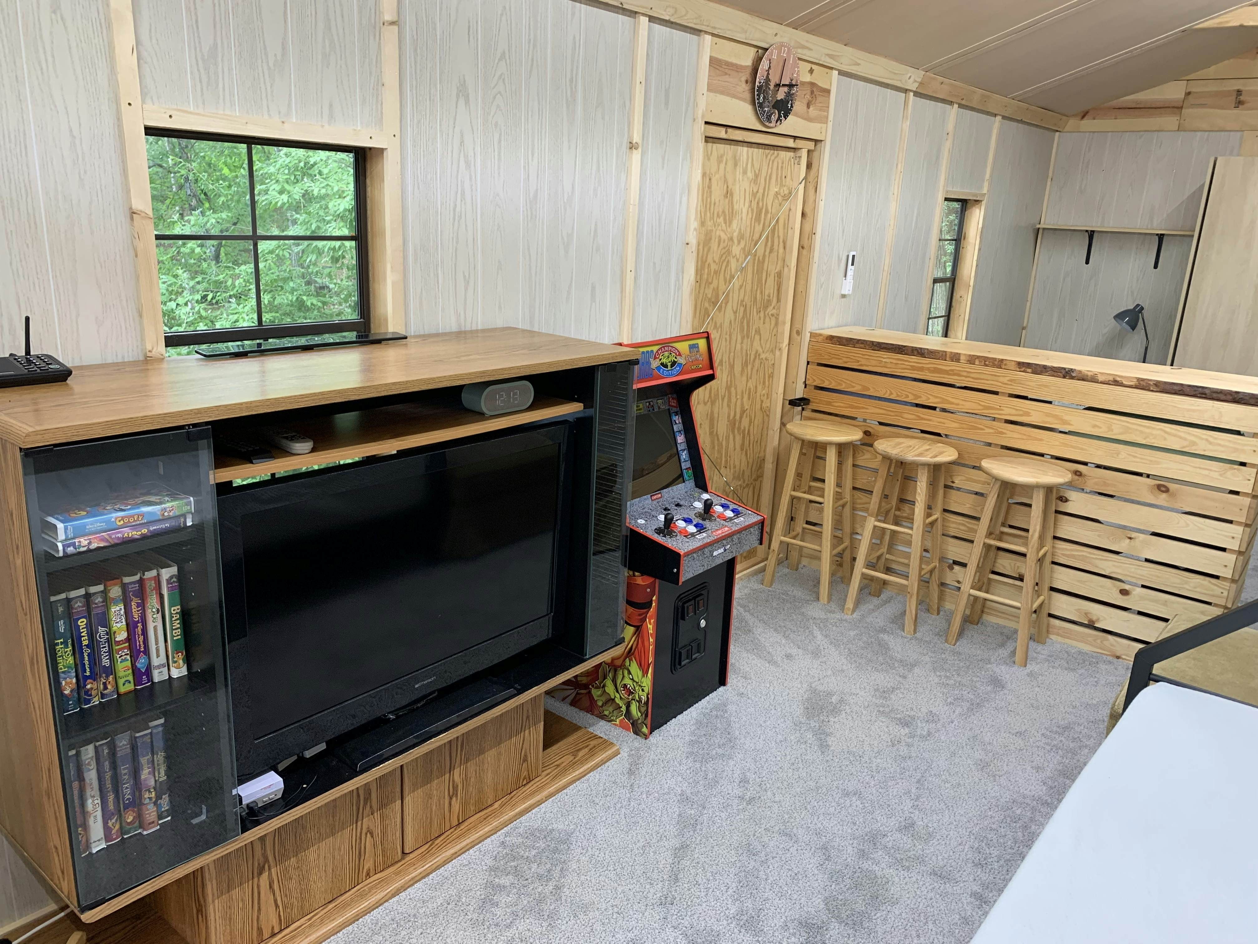 Bears Den at Acorn Dr