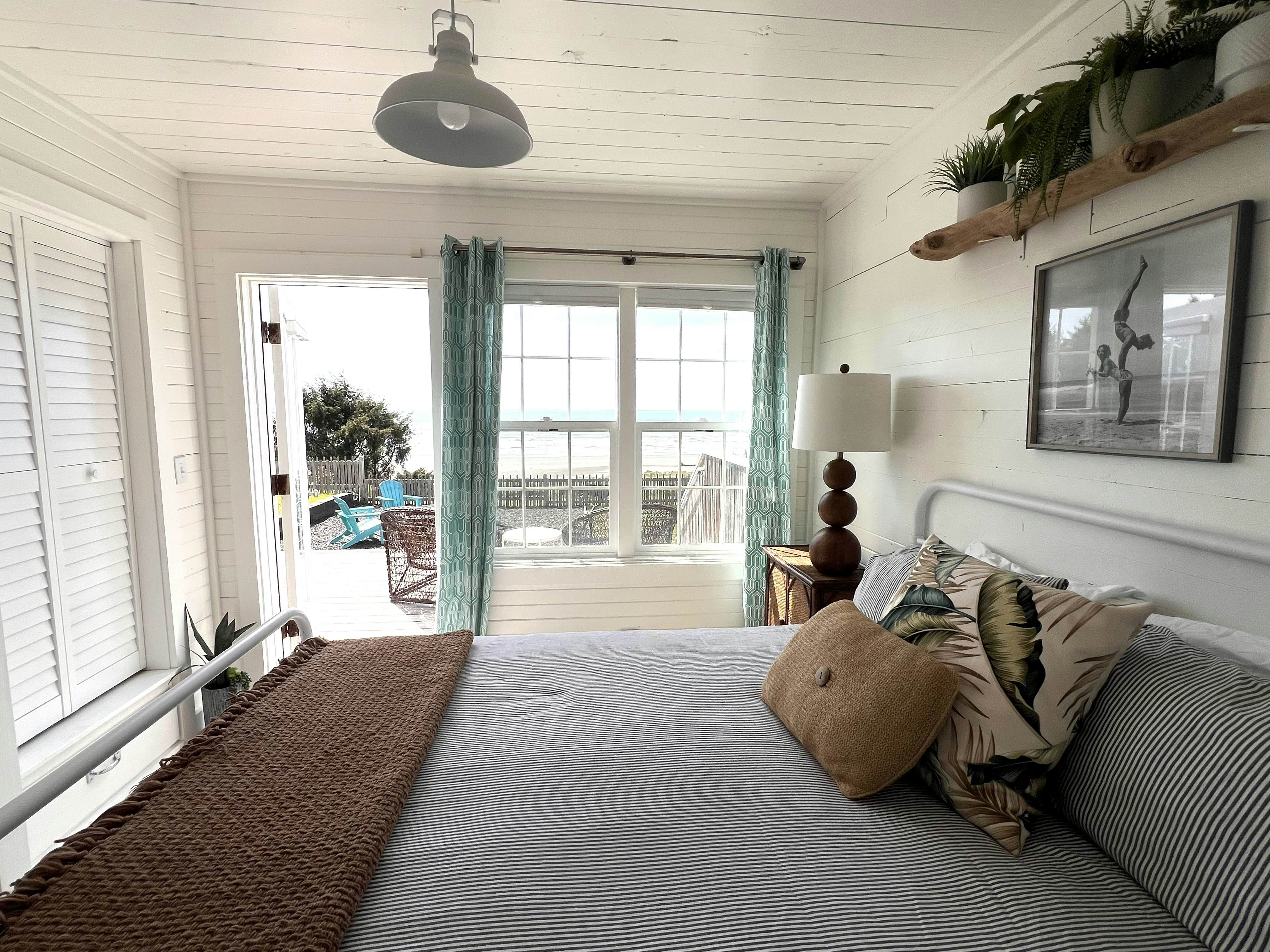  Sunset Beach Getaway