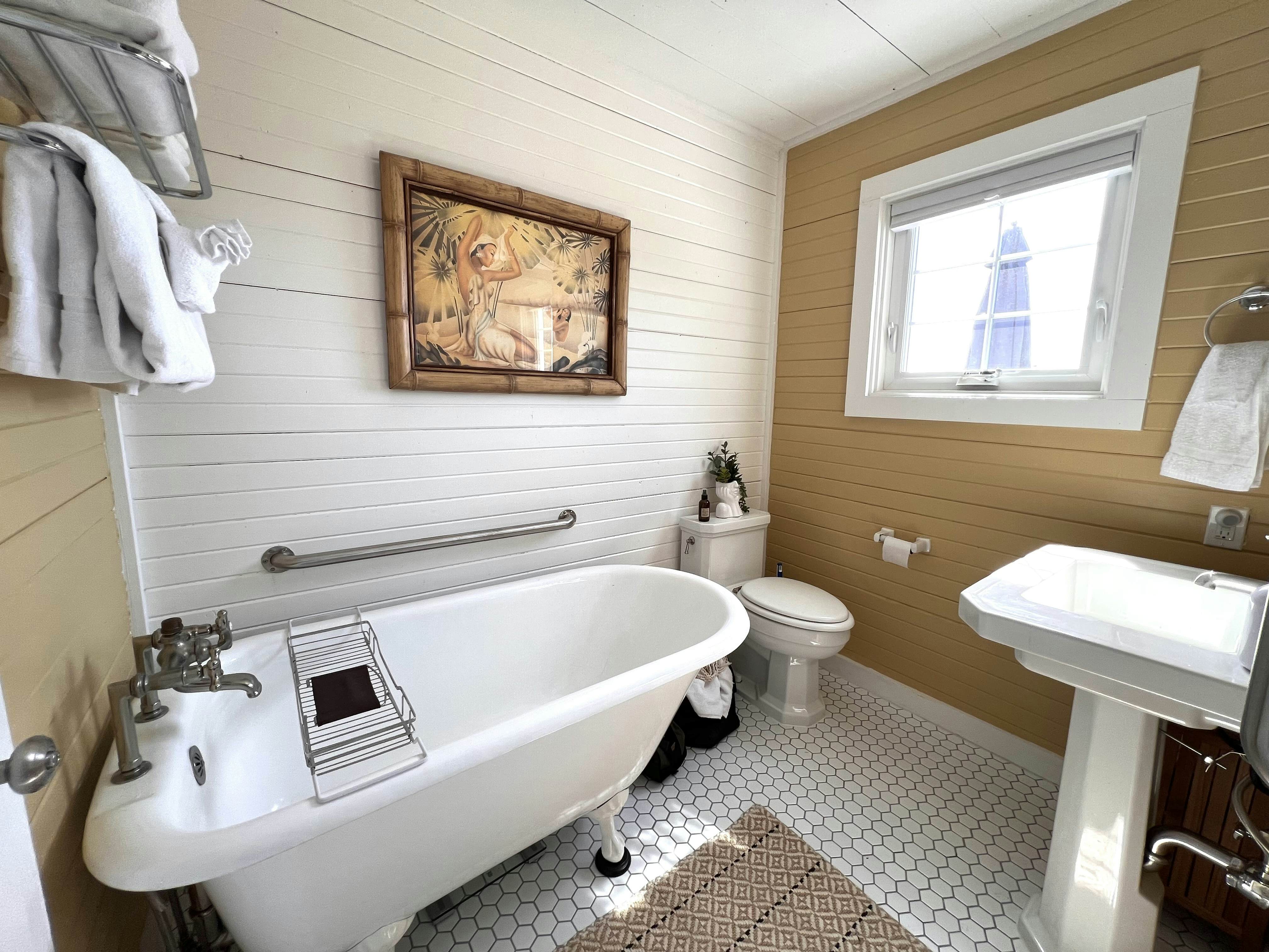  Sunset Beach Getaway