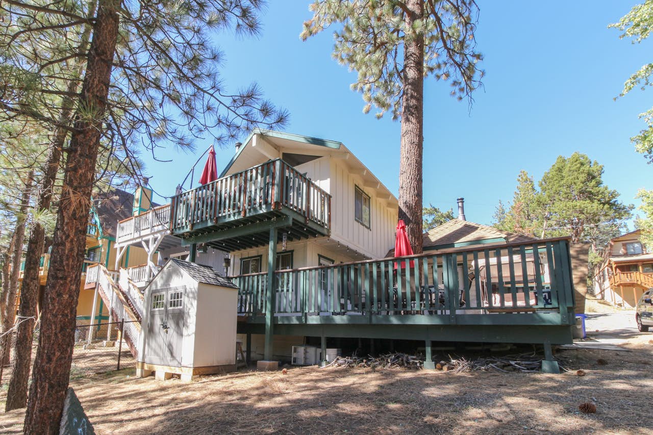 Hawks Nest 2 BD Vacation Rental in Big Bear Lake, CA Vacasa