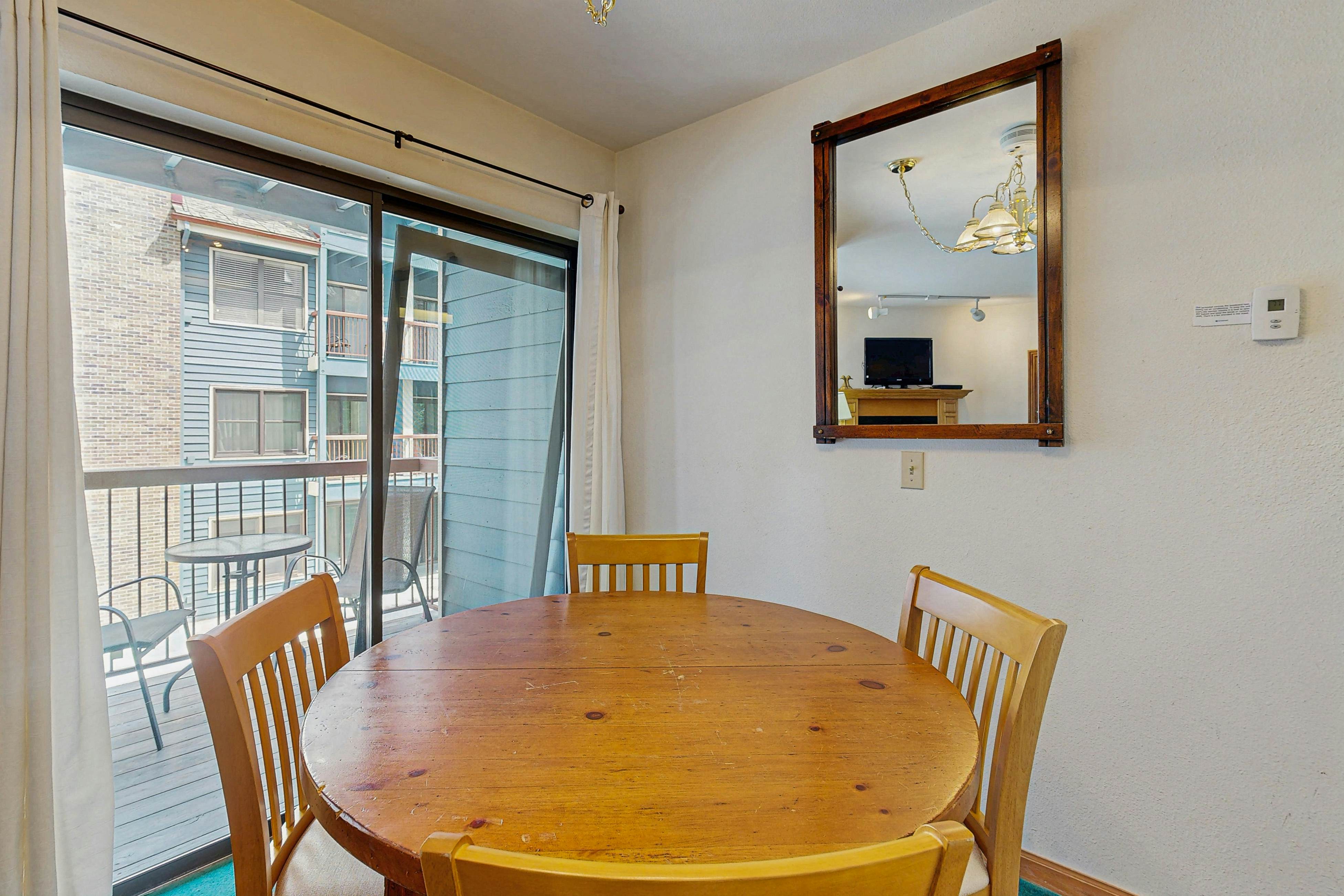 River Mountain Lodge #W220