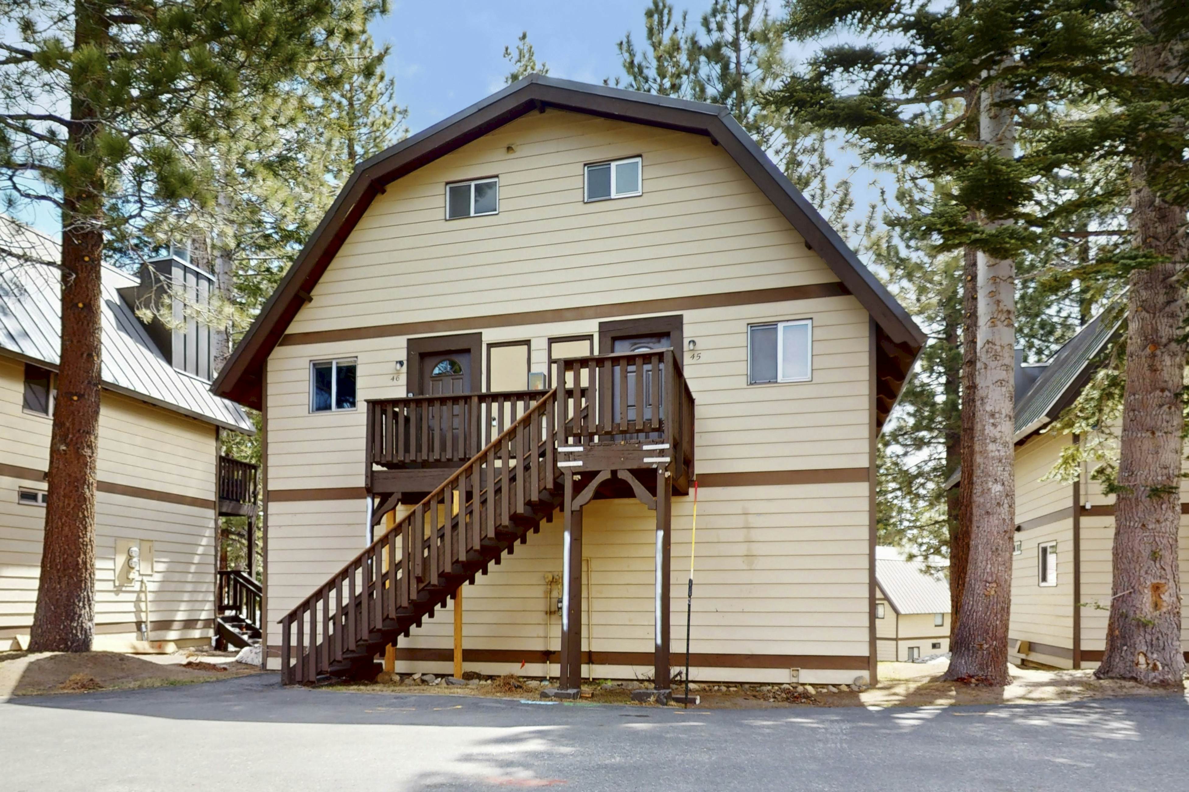 Mammoth View Villas 46