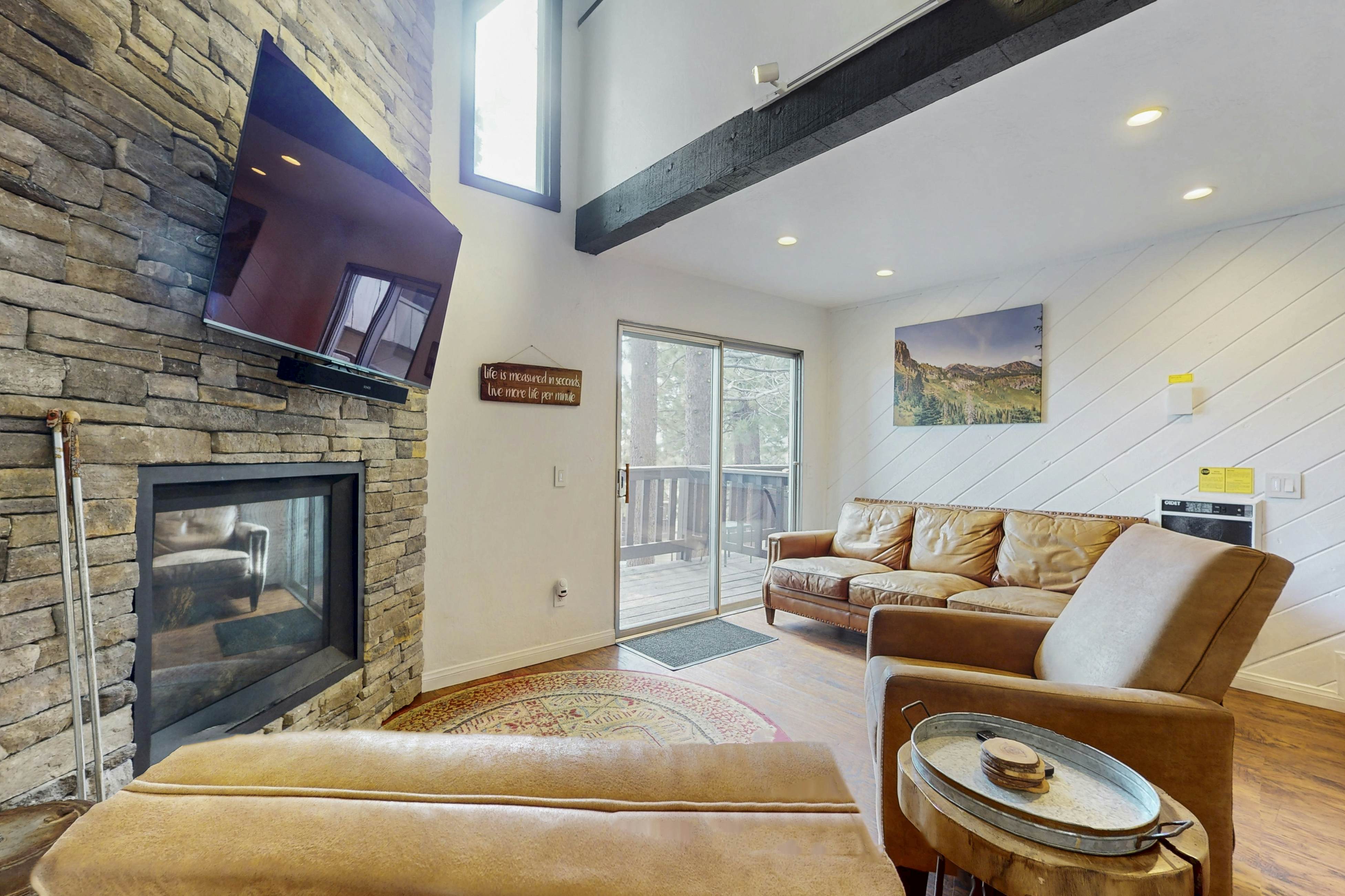 Mammoth View Villas 46