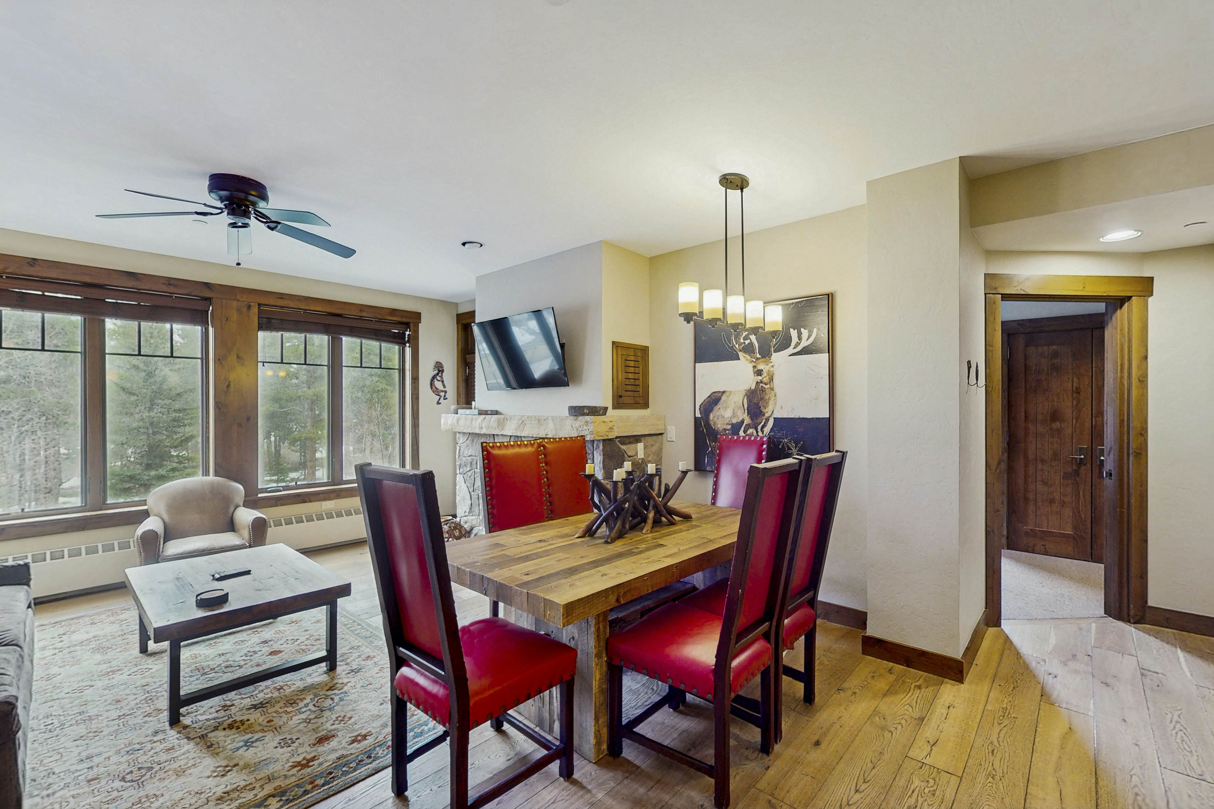 Water House On Main Street #6206