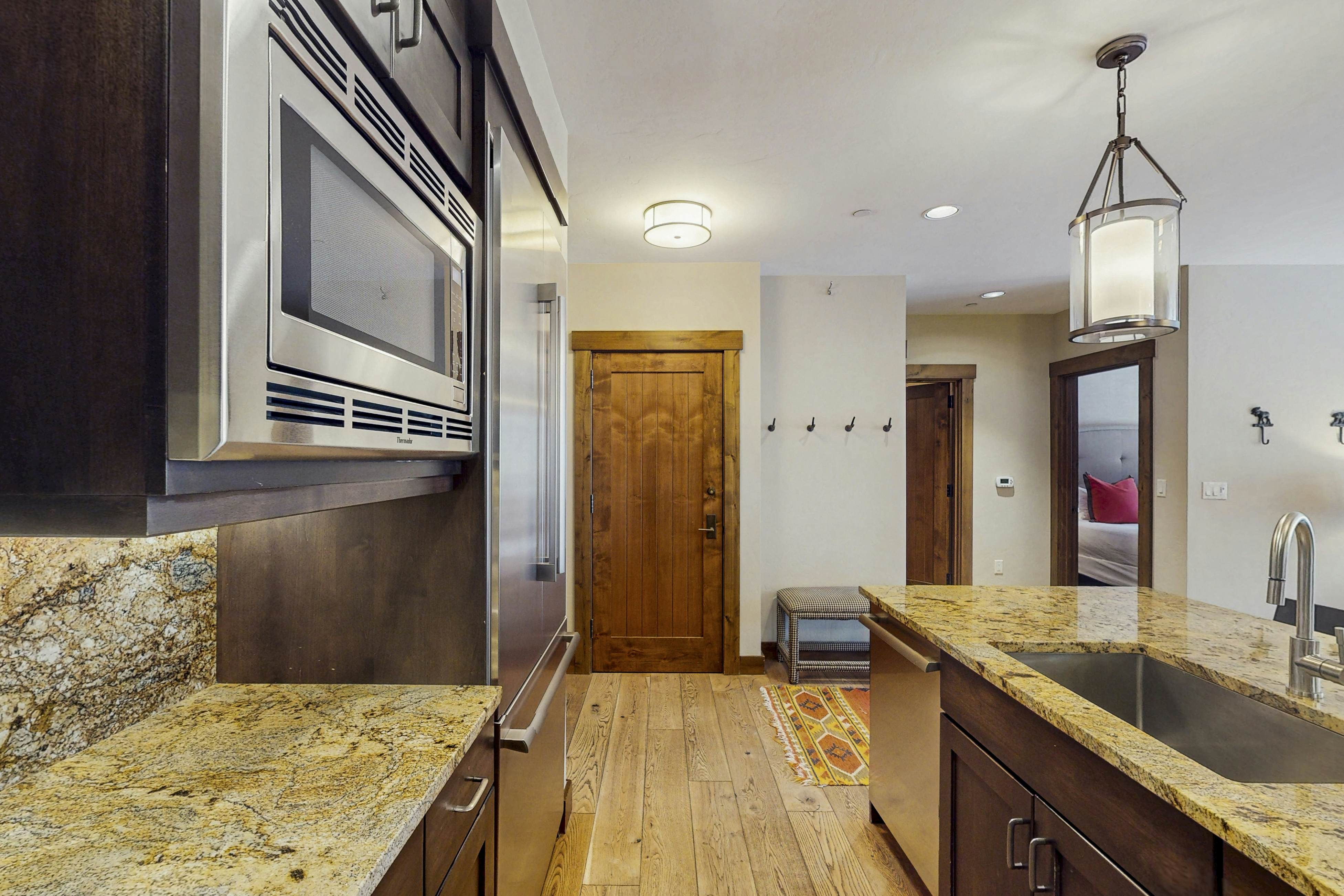 Water House On Main Street #6206