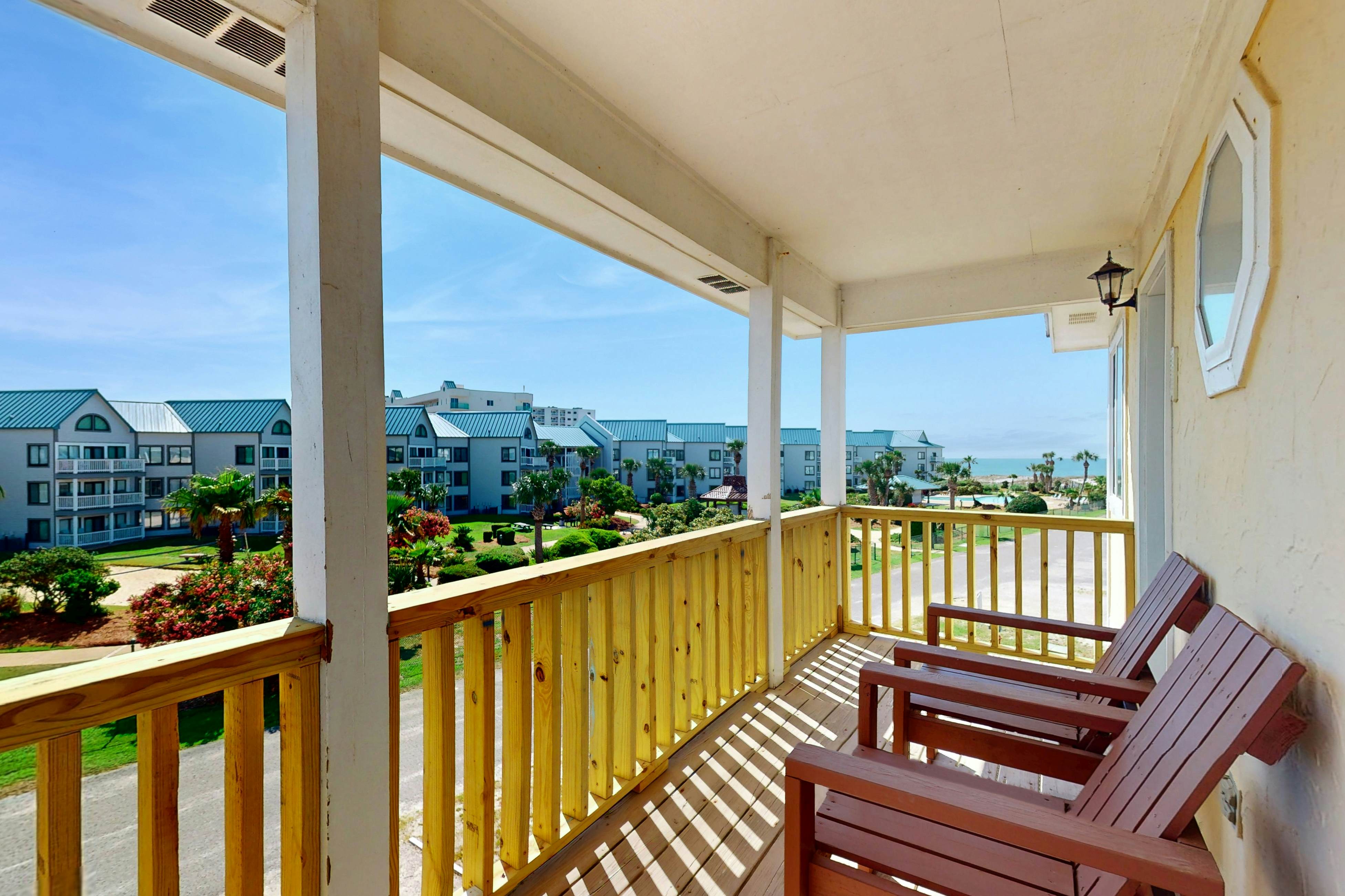 Gulf Shores Plantation-Beach Cottage #5A: Sunny Days