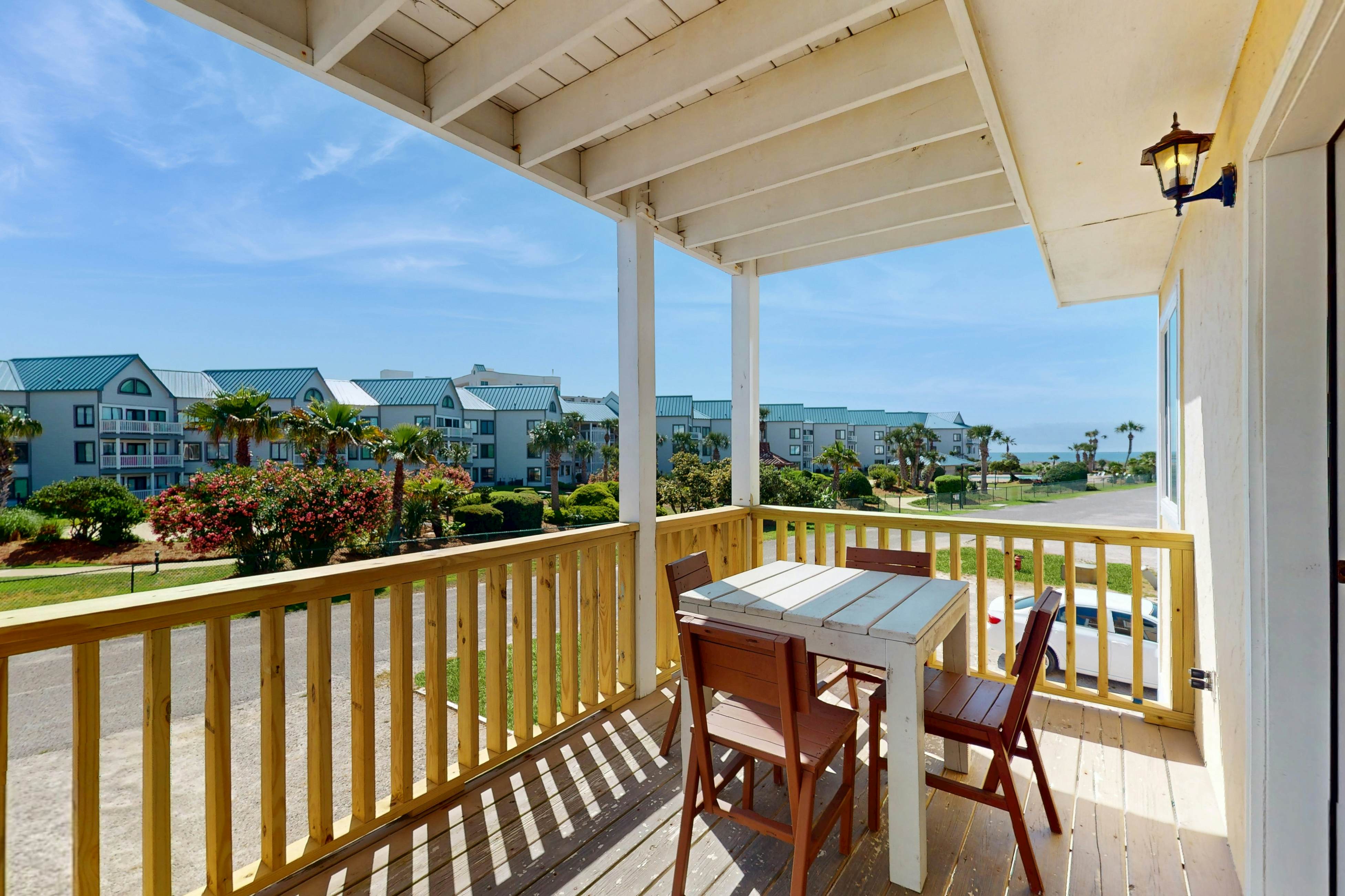 Gulf Shores Plantation-Beach Cottage #5A: Sunny Days