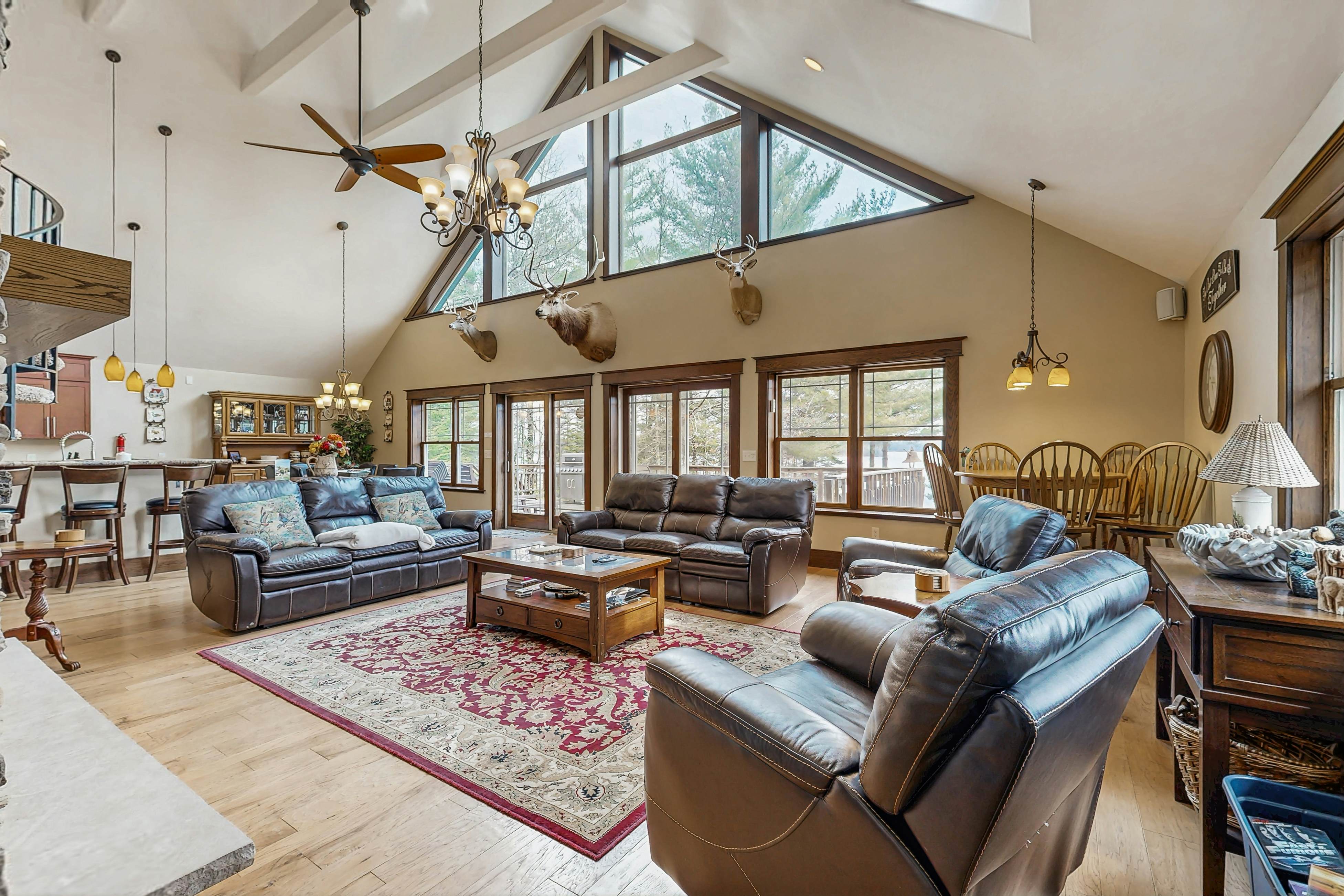 Grand Tomahawk Lodge