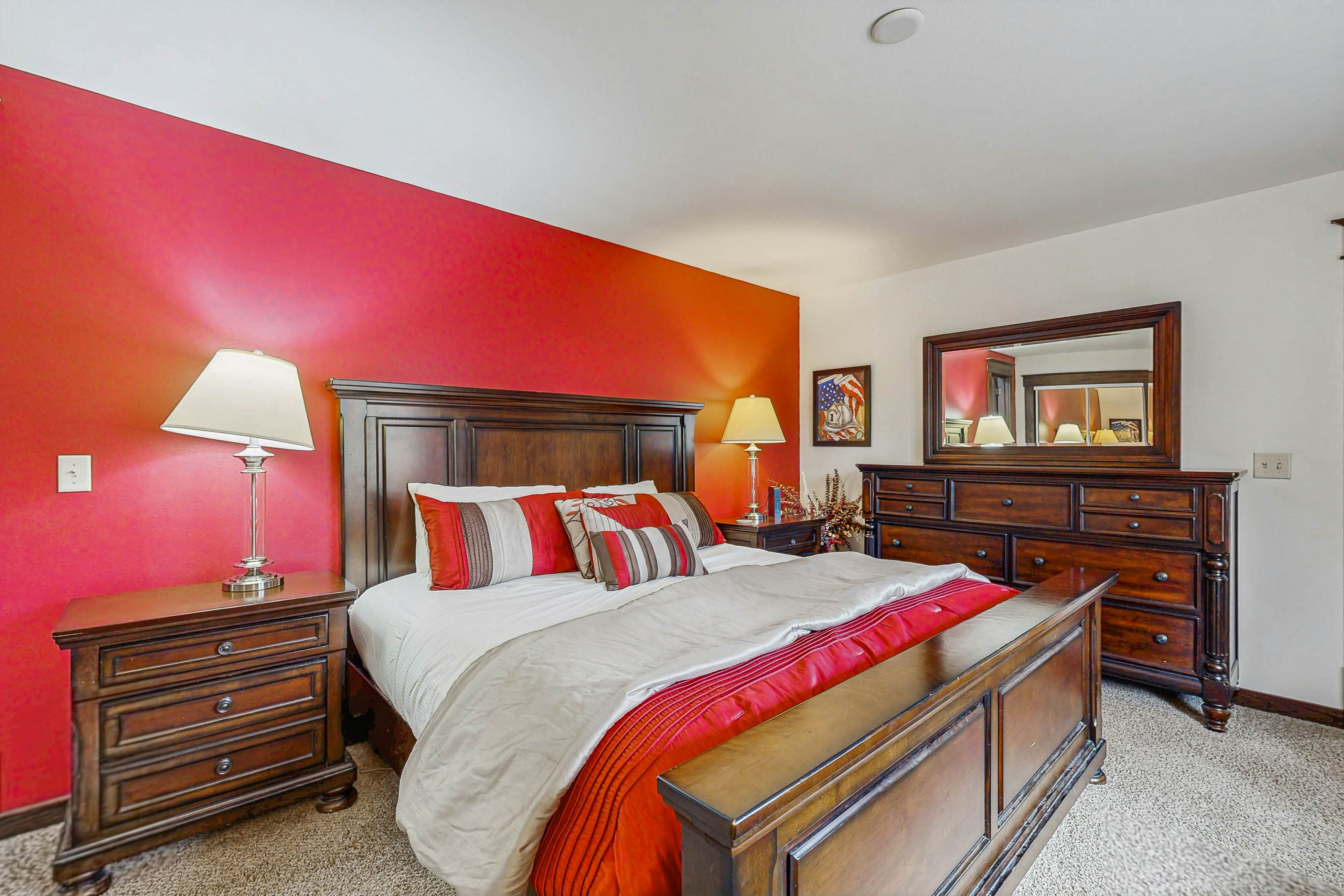 Grand Tomahawk Lodge