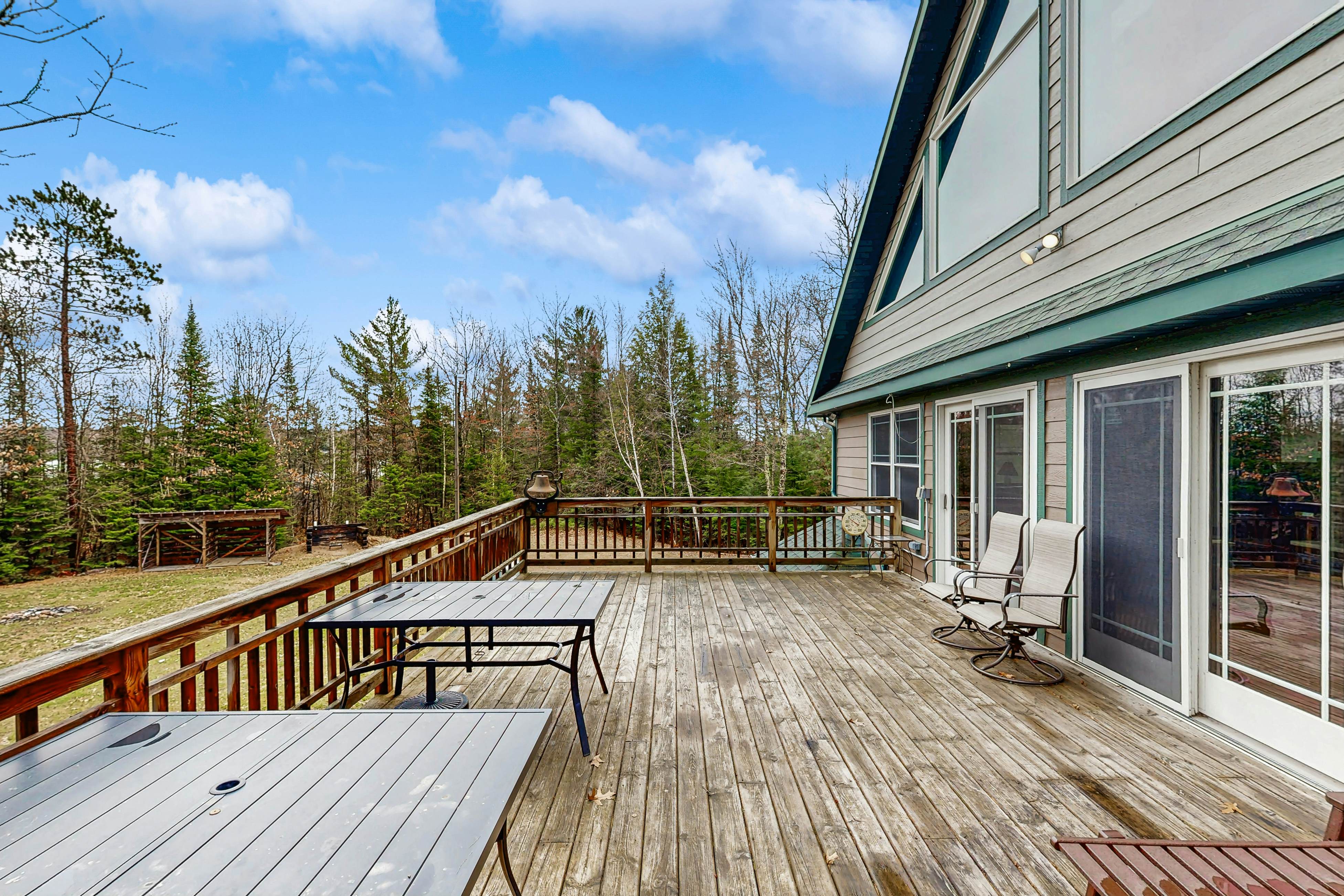 Grand Tomahawk Lodge