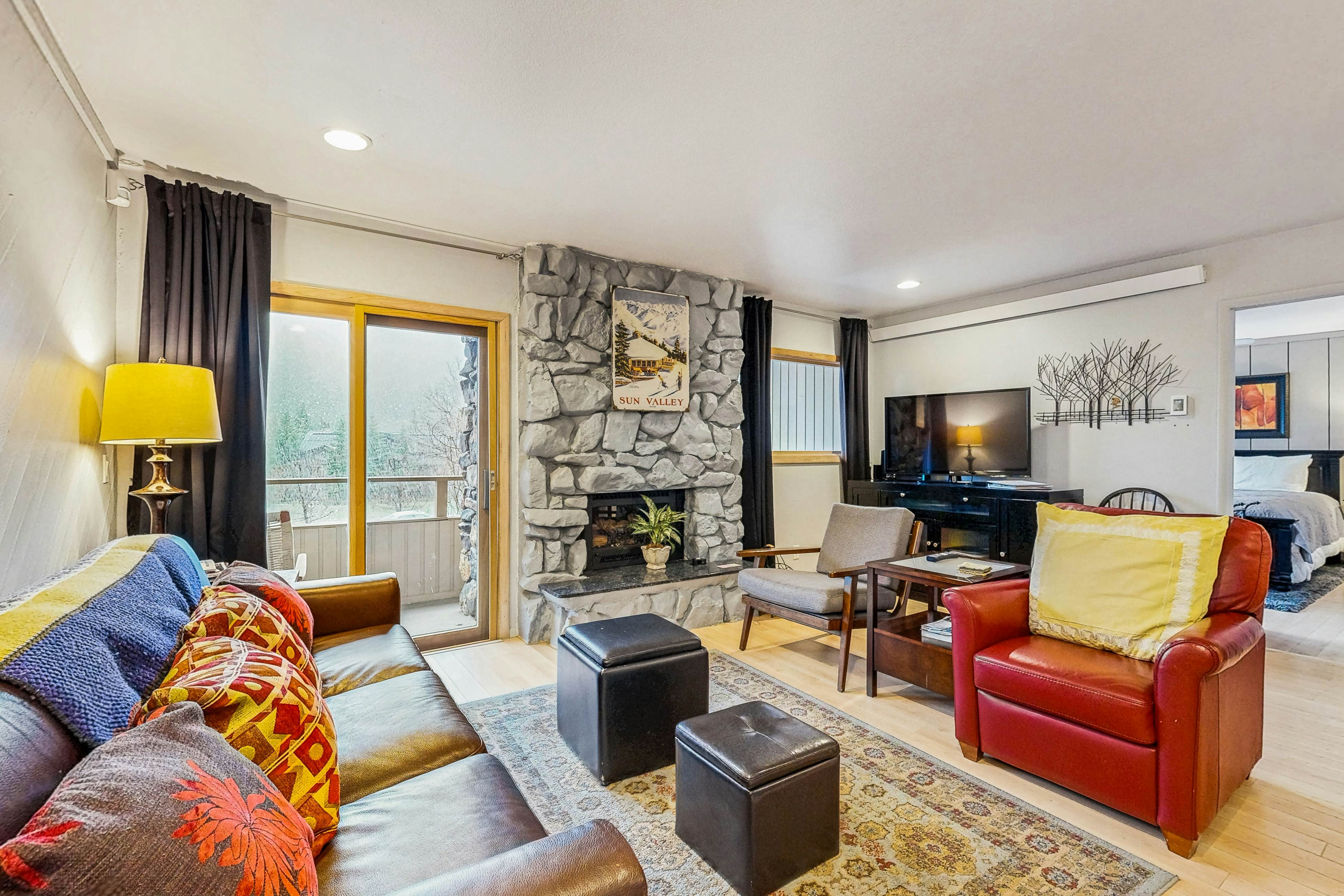 Play Soleil! | Sport & Sun @ Warm Springs Base 