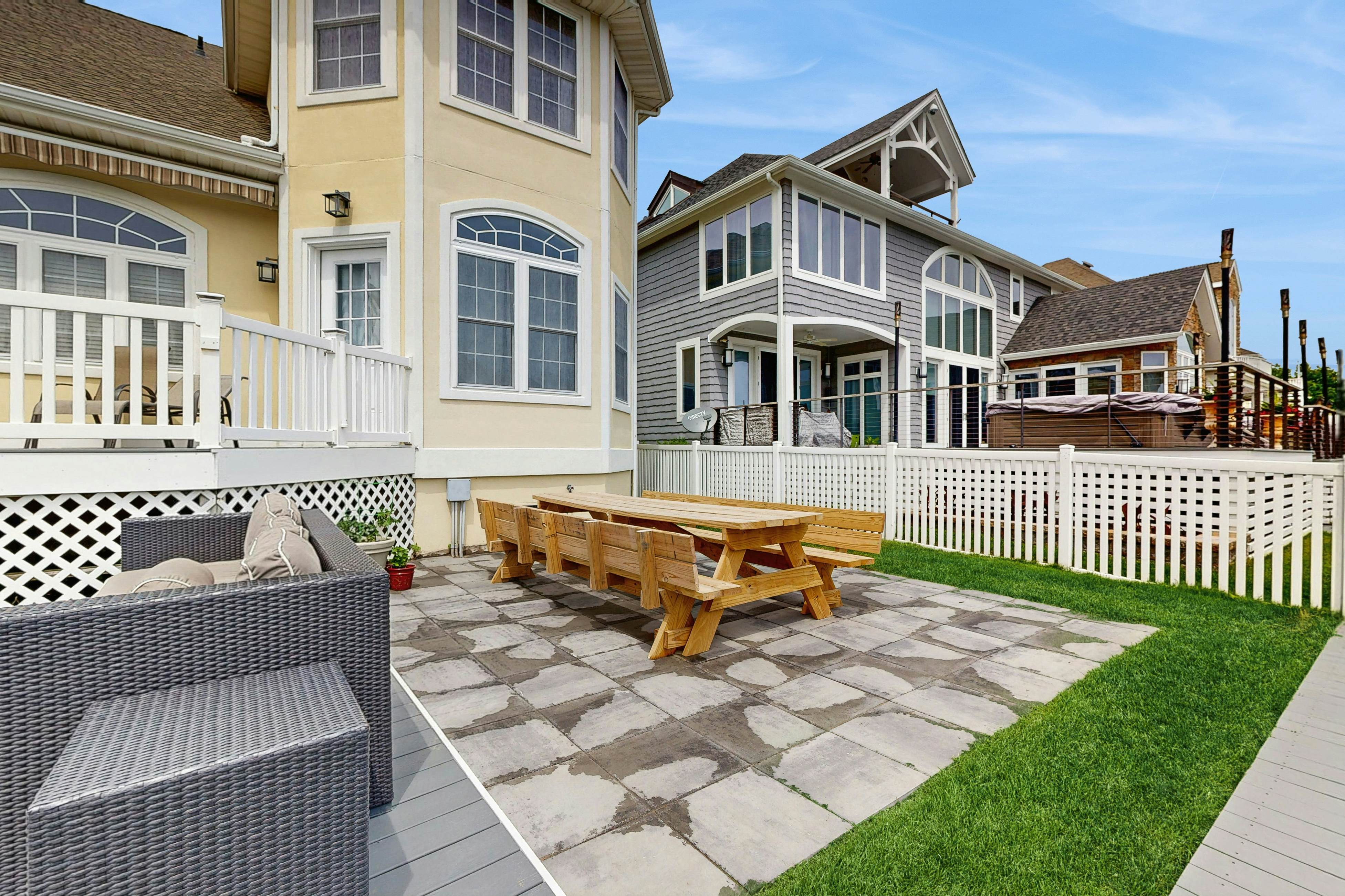 309 White Heron Court