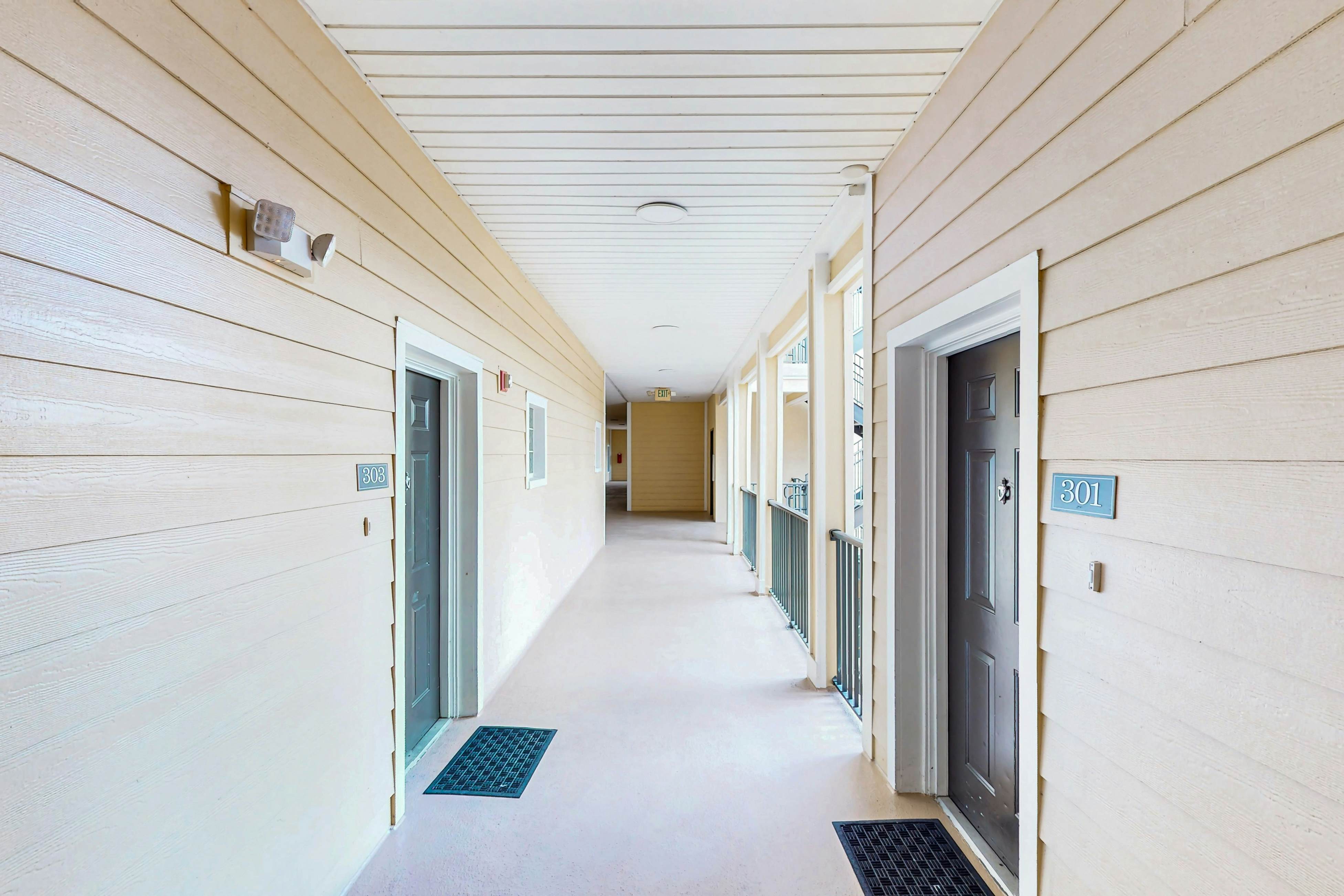 Caribe Cove Condominiums 40302