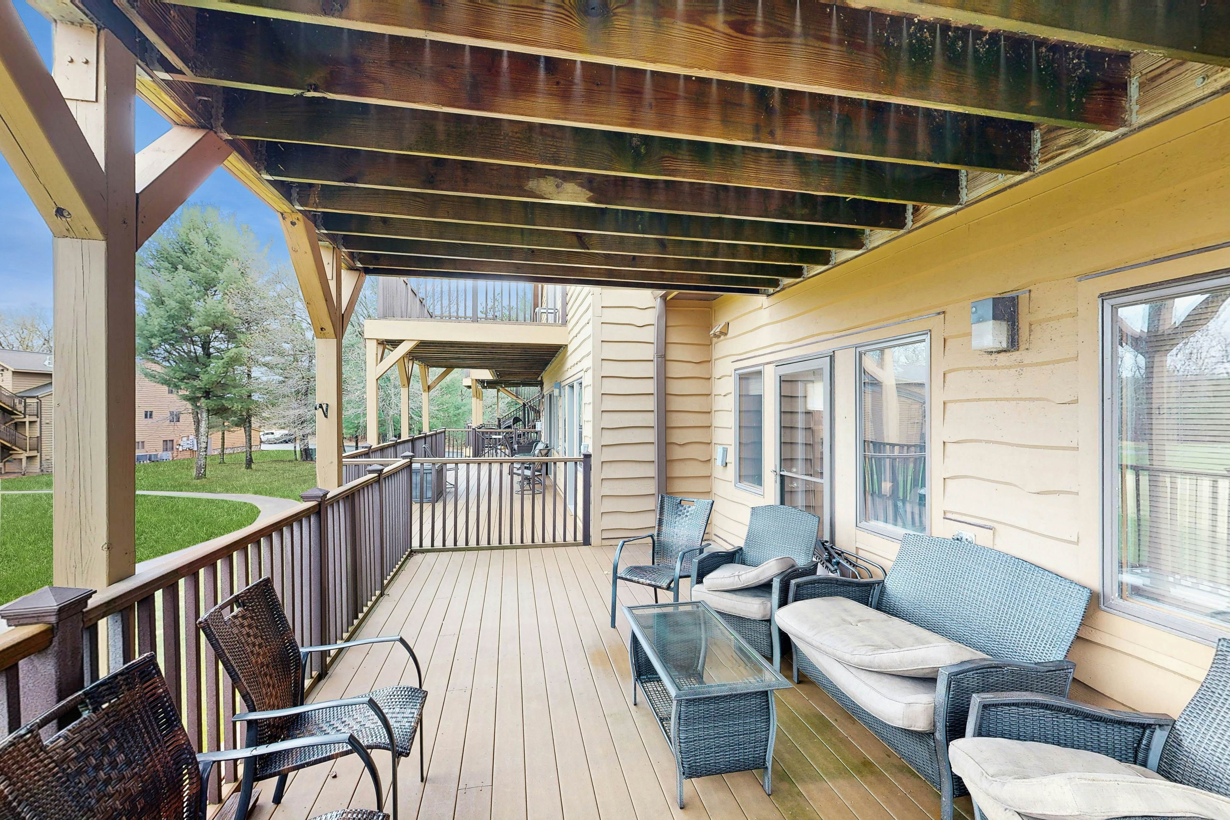 Sunset Condominiums - DNA House