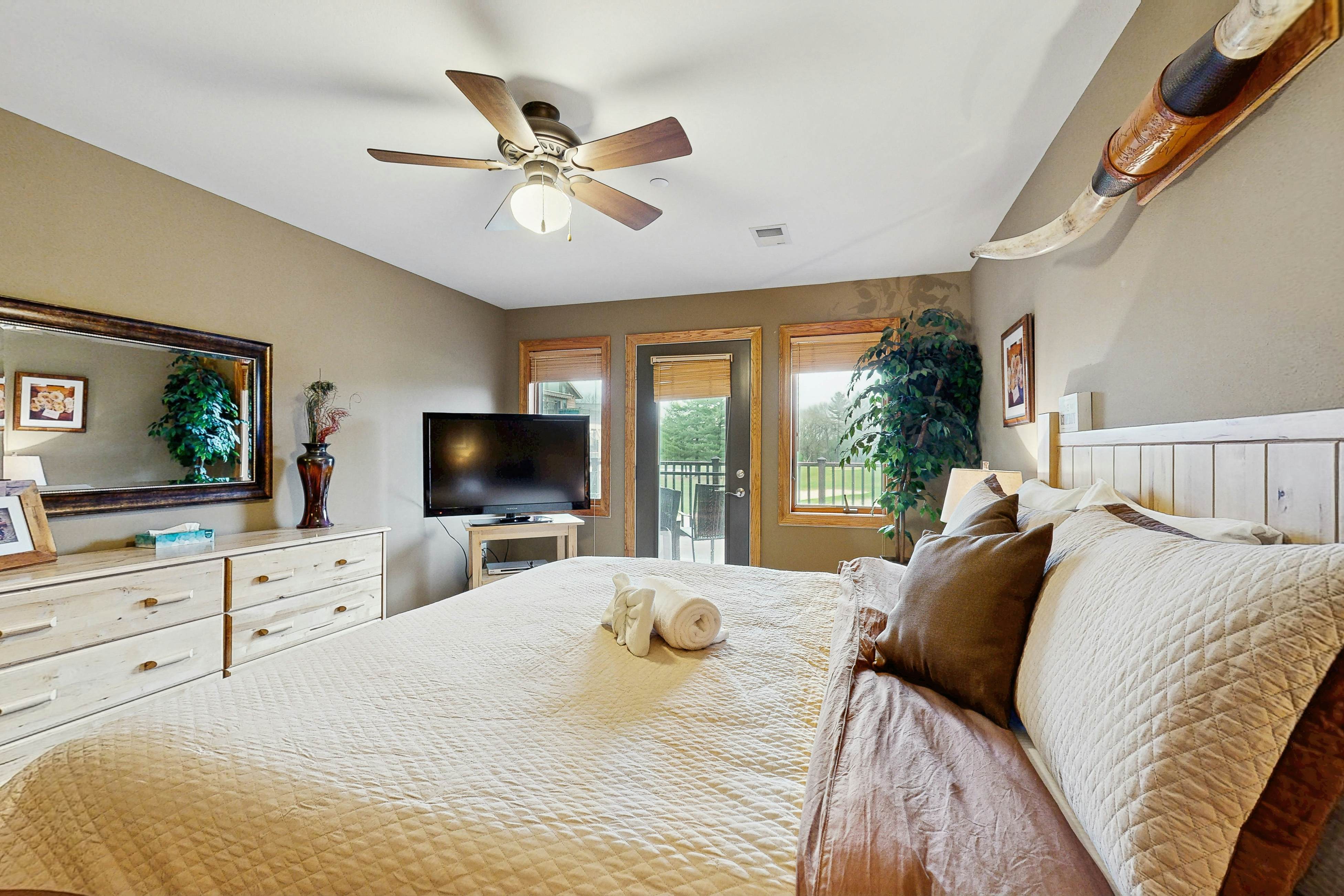 Sunset Condominiums - DNA House