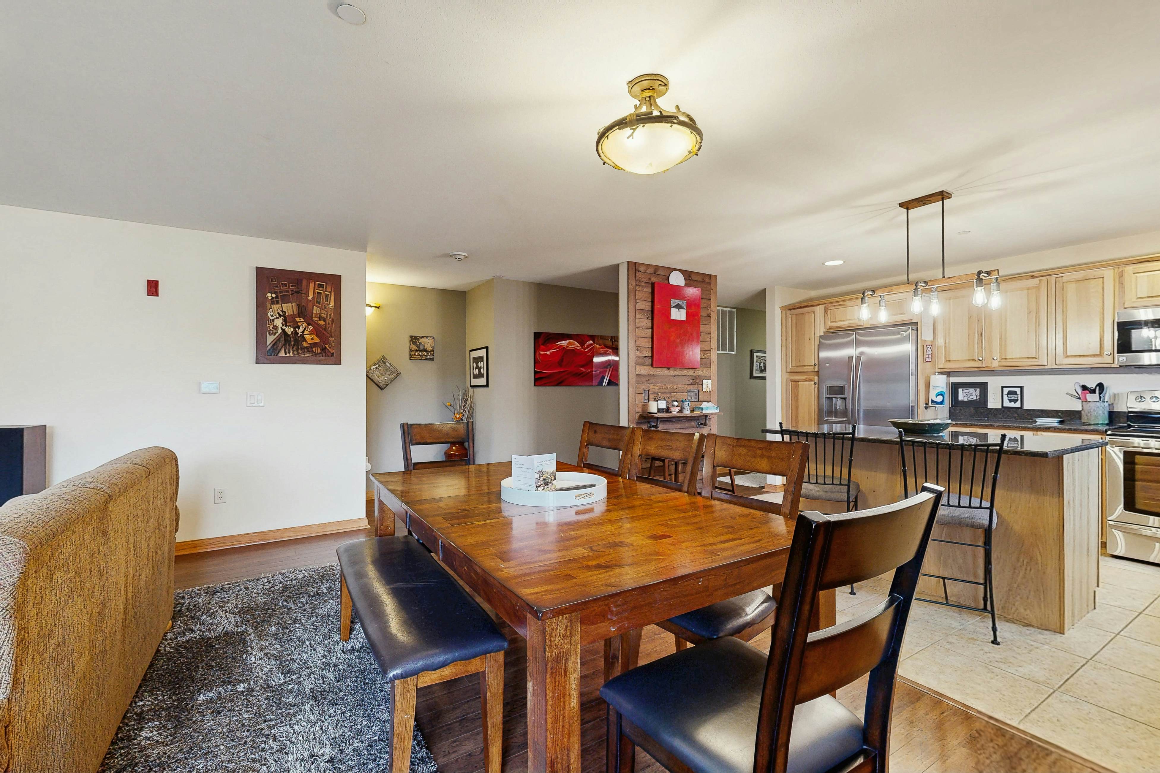 Sunset Condominiums - DNA House