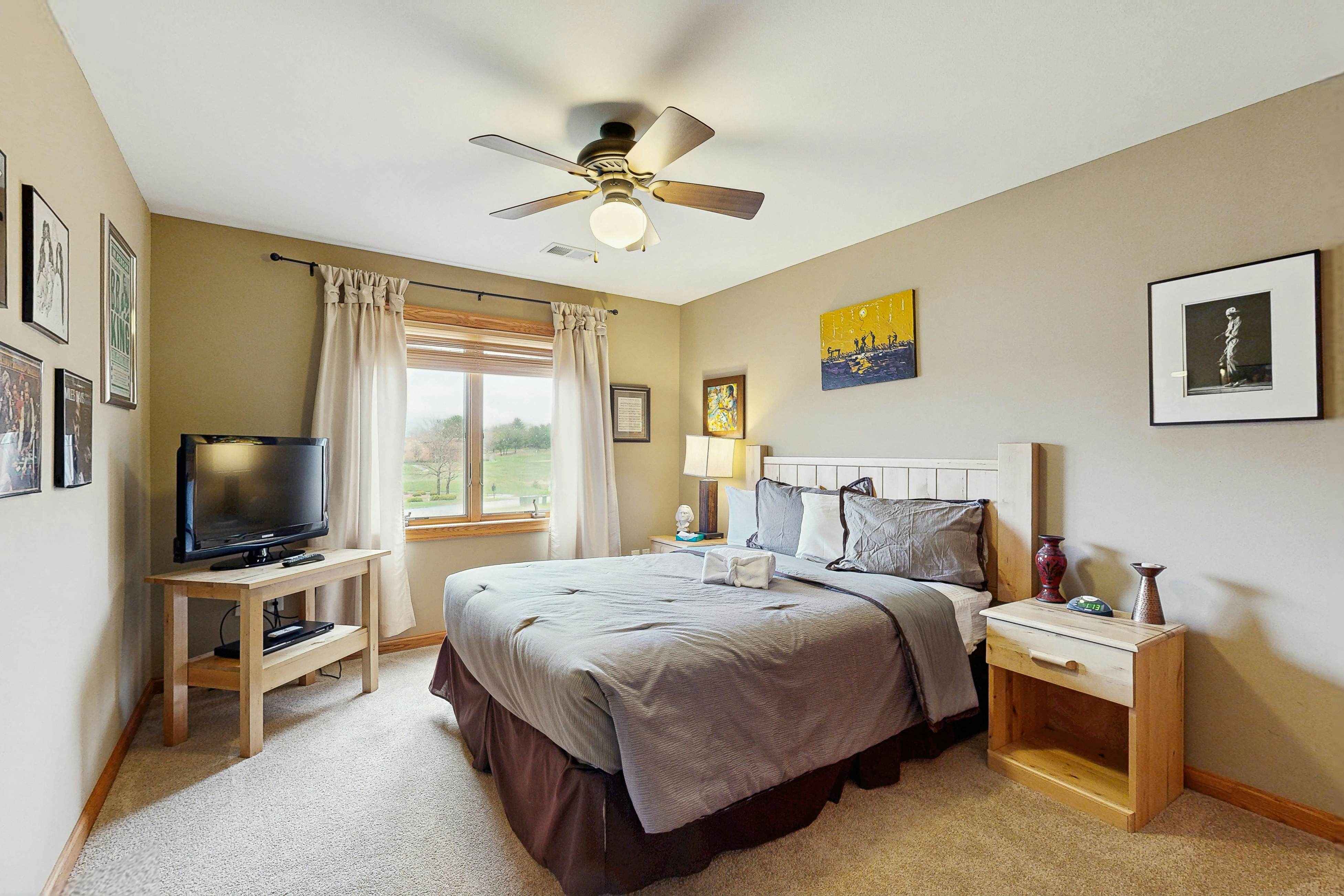 Sunset Condominiums - DNA House