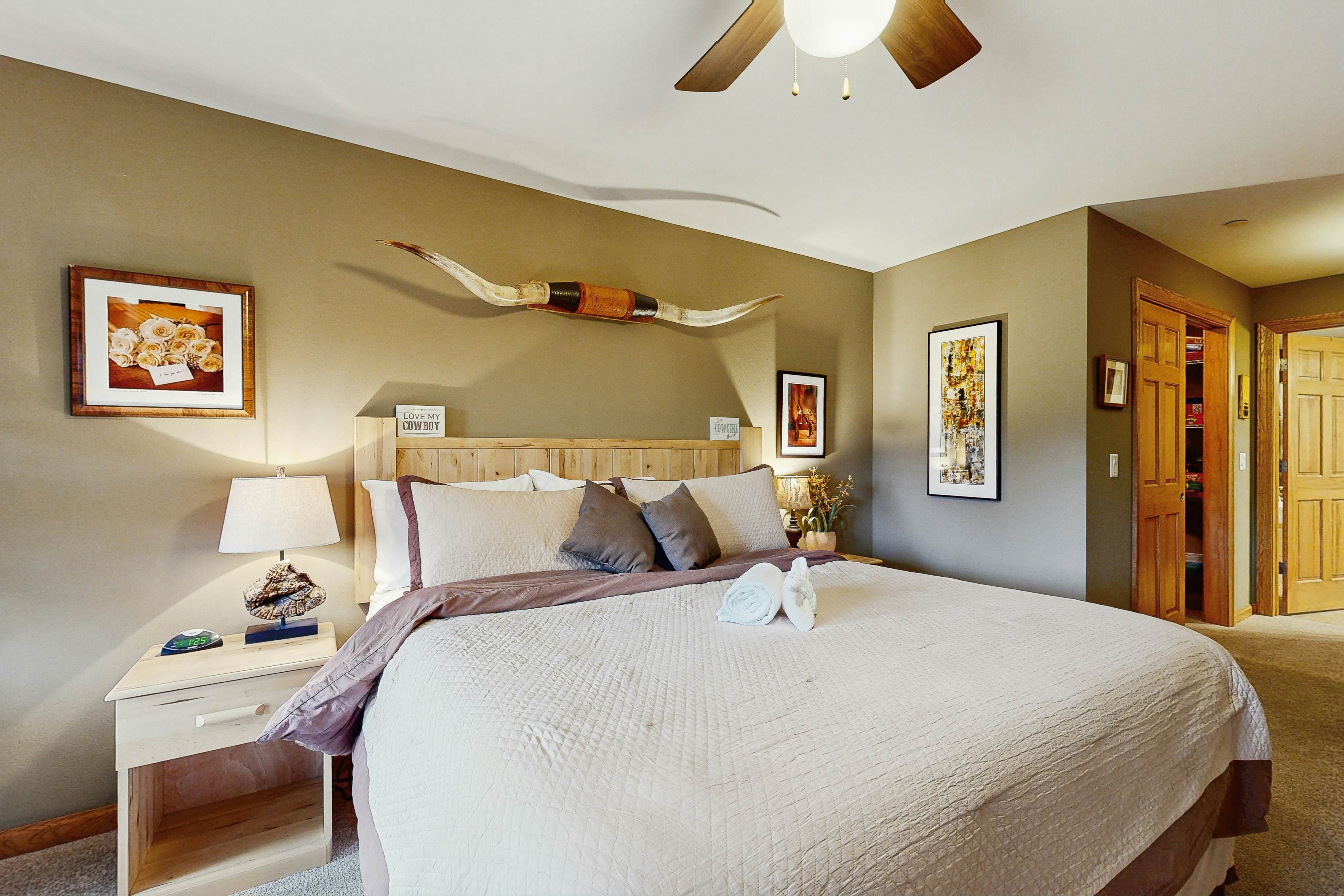 Sunset Condominiums - DNA House