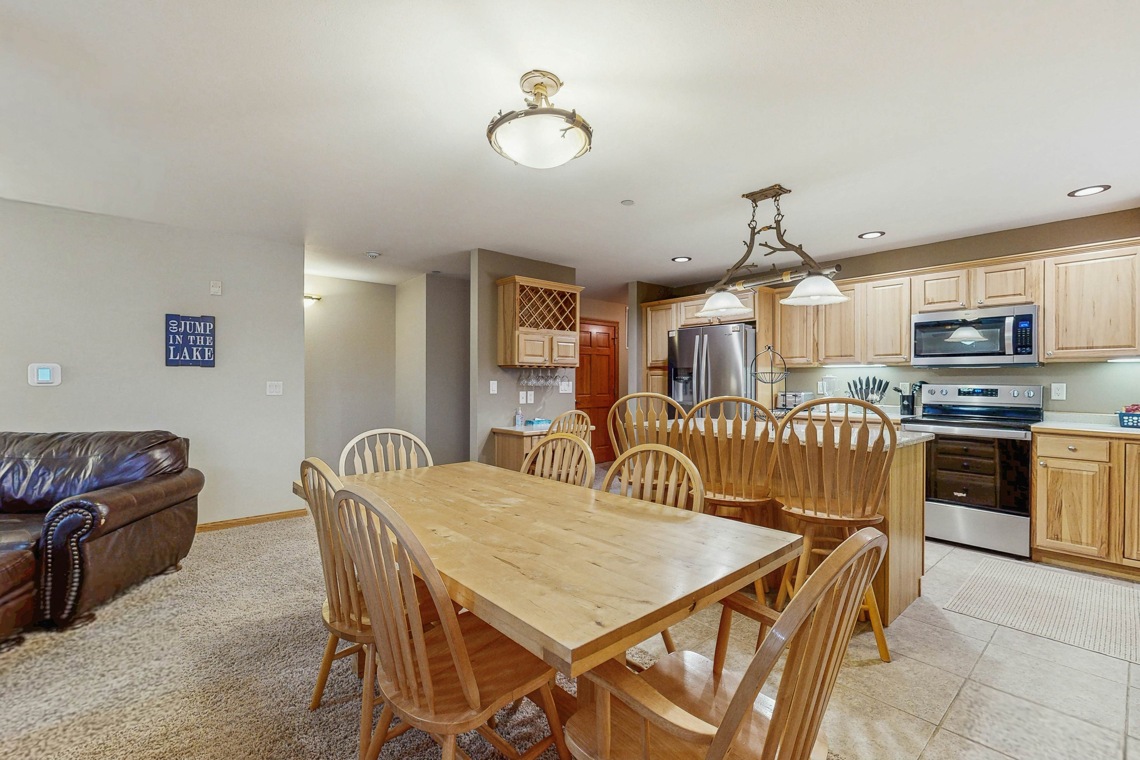 Sunset Condominiums - The Retreat