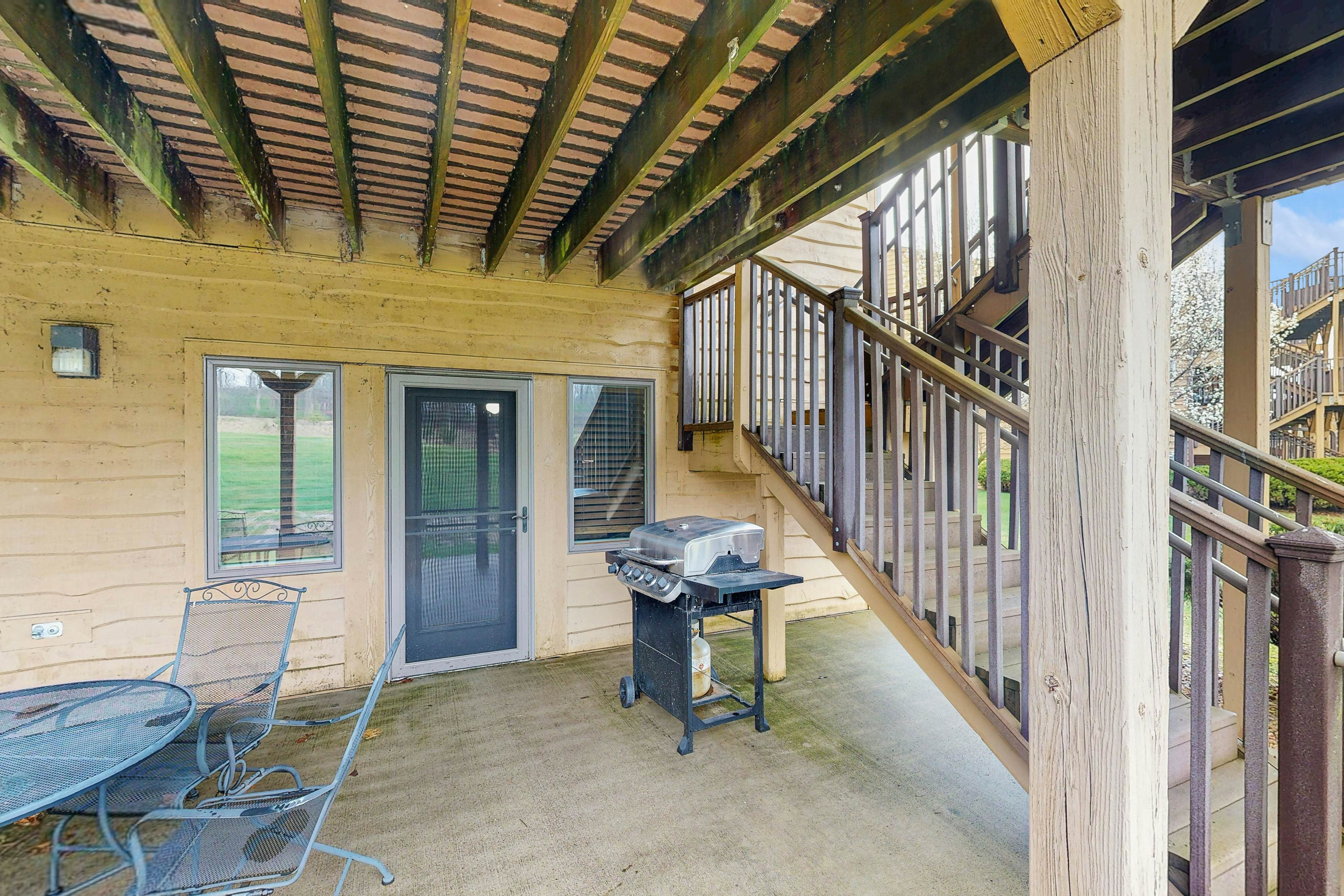 Sunset Condominiums - The Retreat