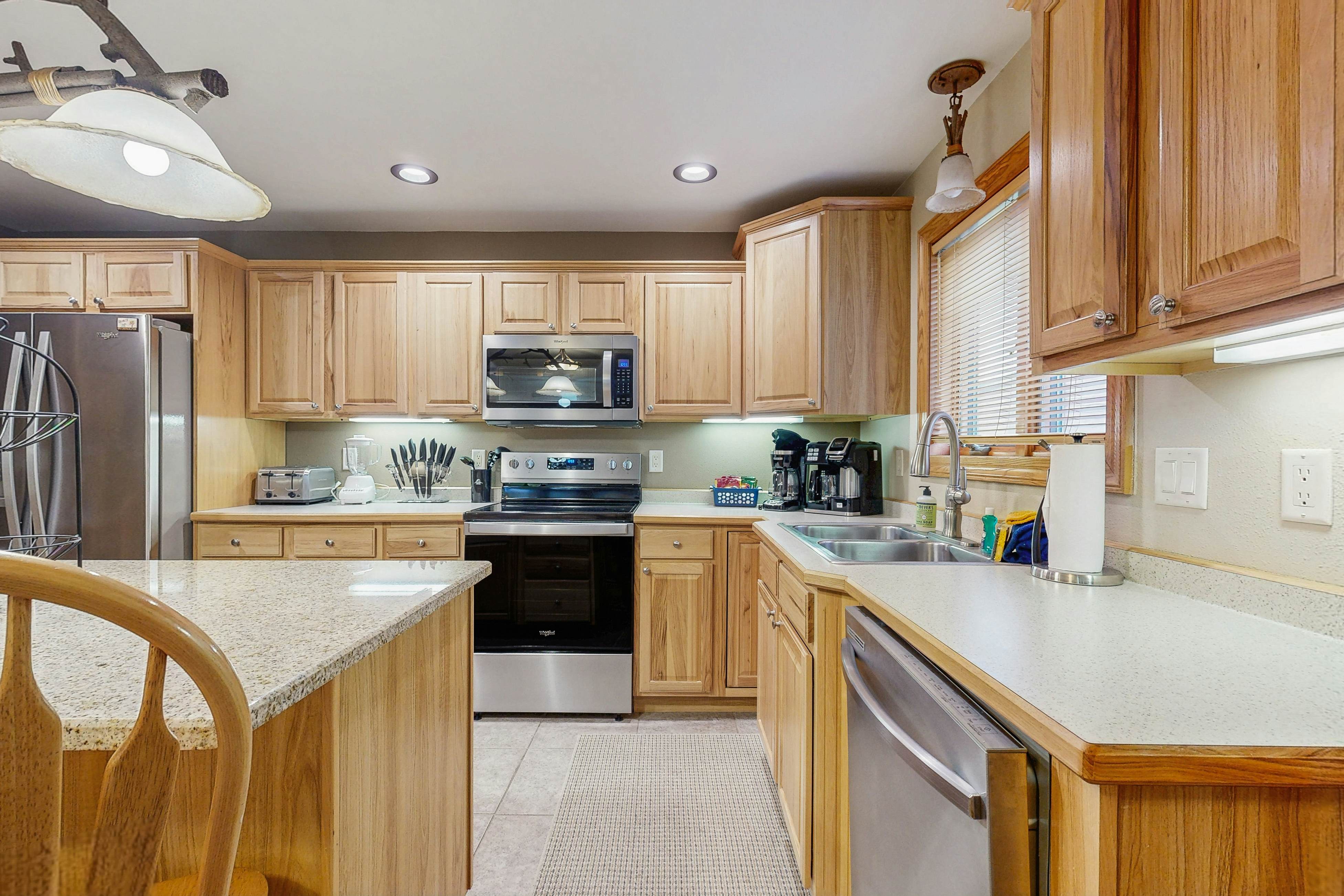 Sunset Condominiums - The Retreat