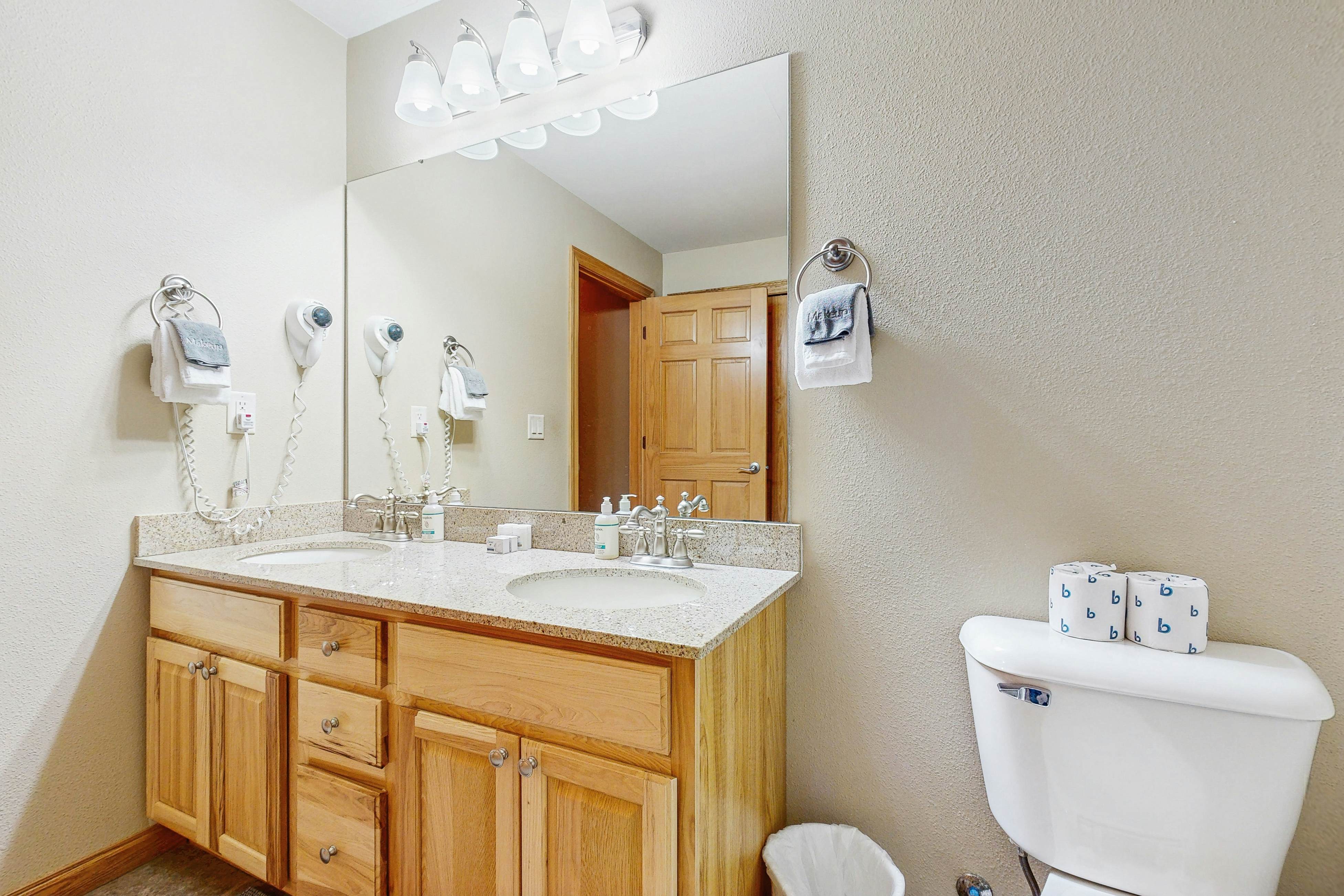 Sunset Condominiums - The Retreat