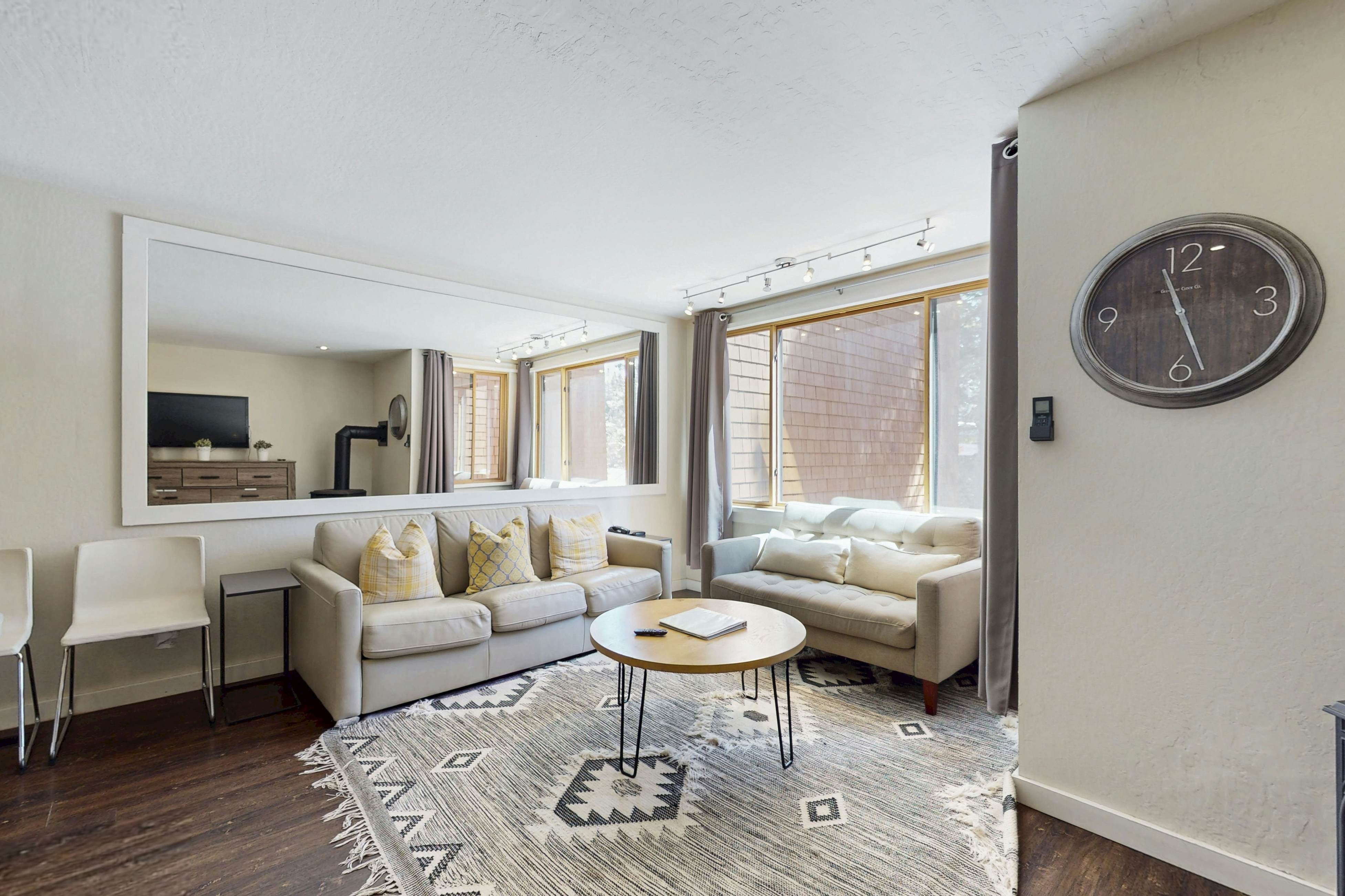 Cozy Coyote Fork Condo