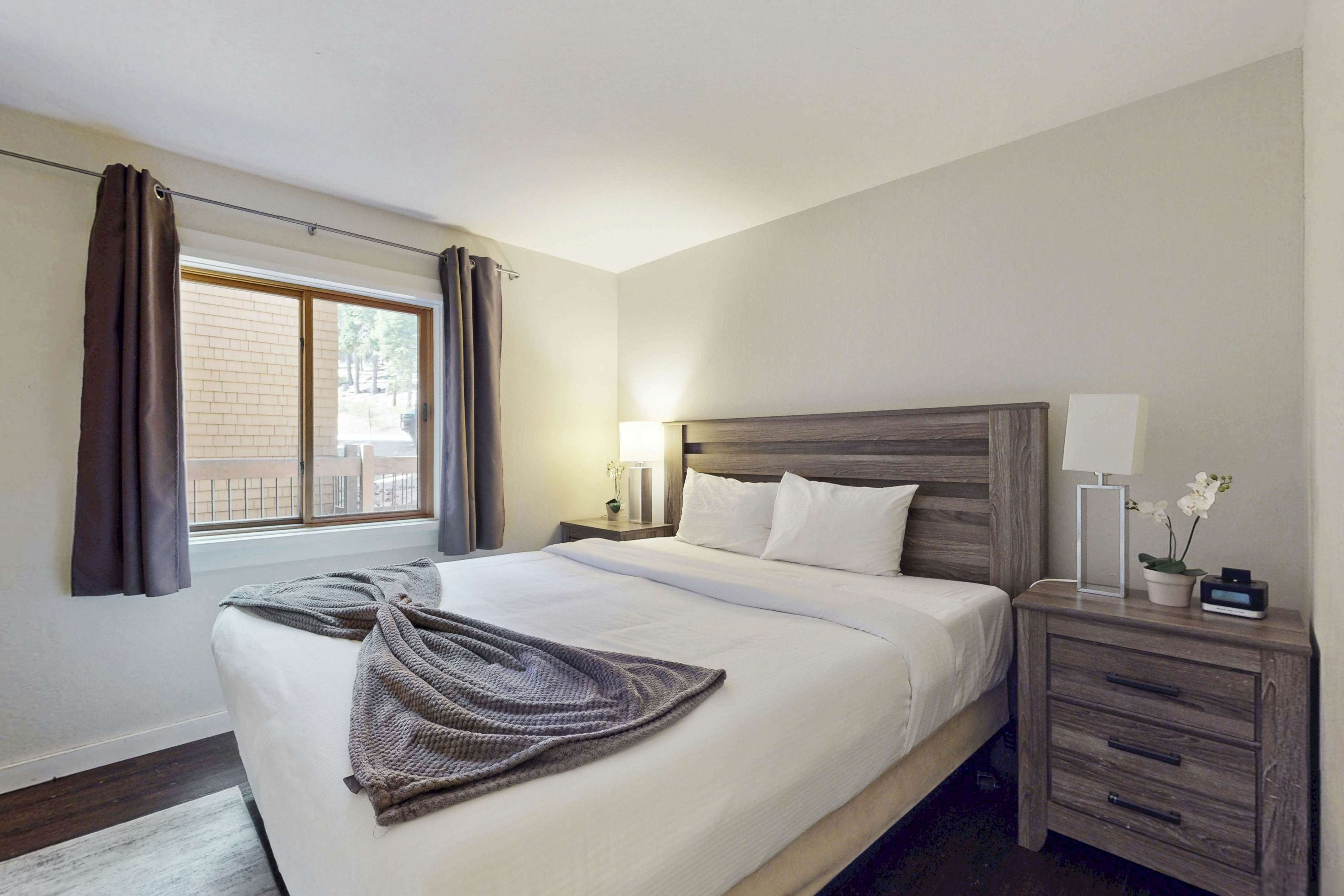 Cozy Coyote Fork Condo