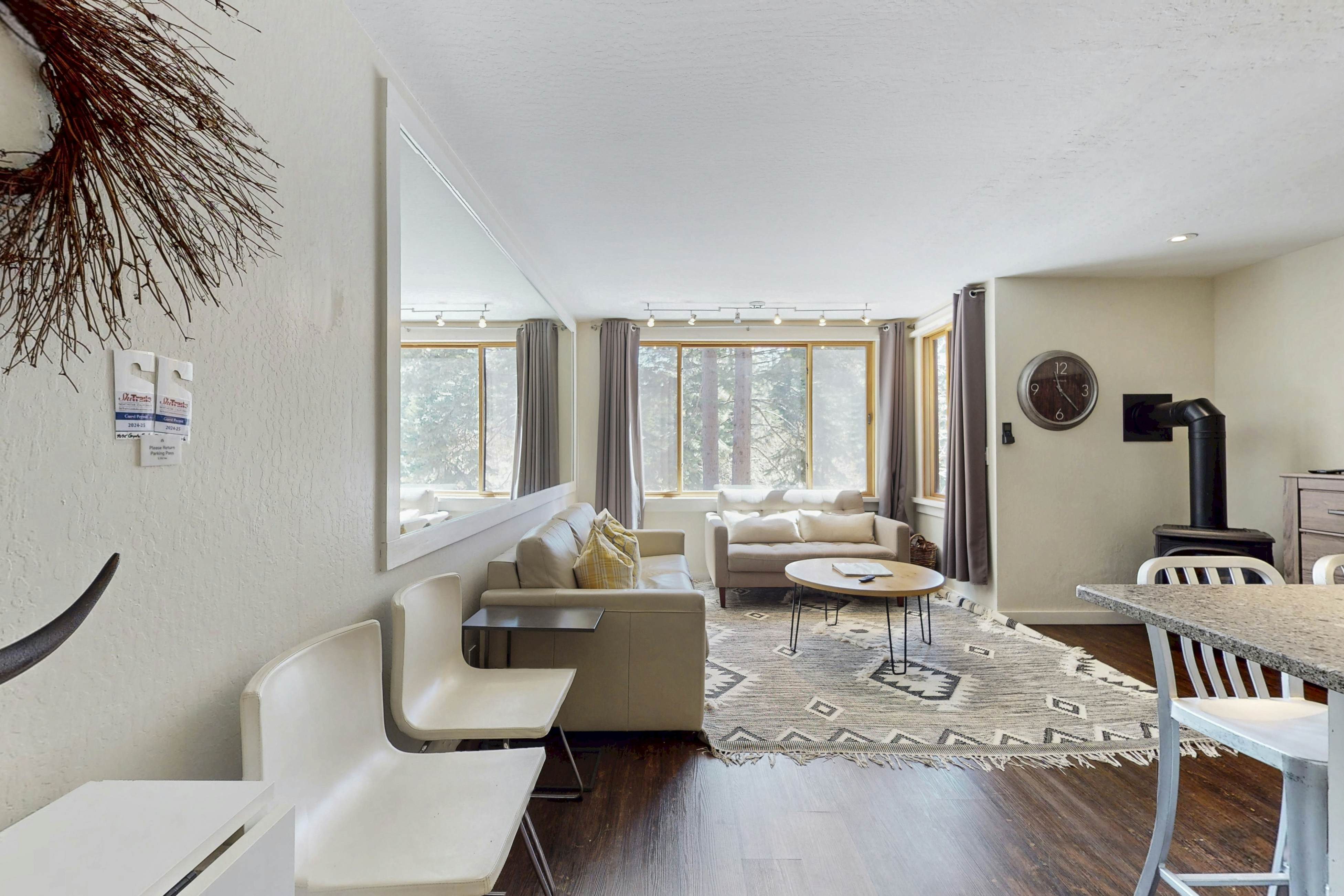 Cozy Coyote Fork Condo