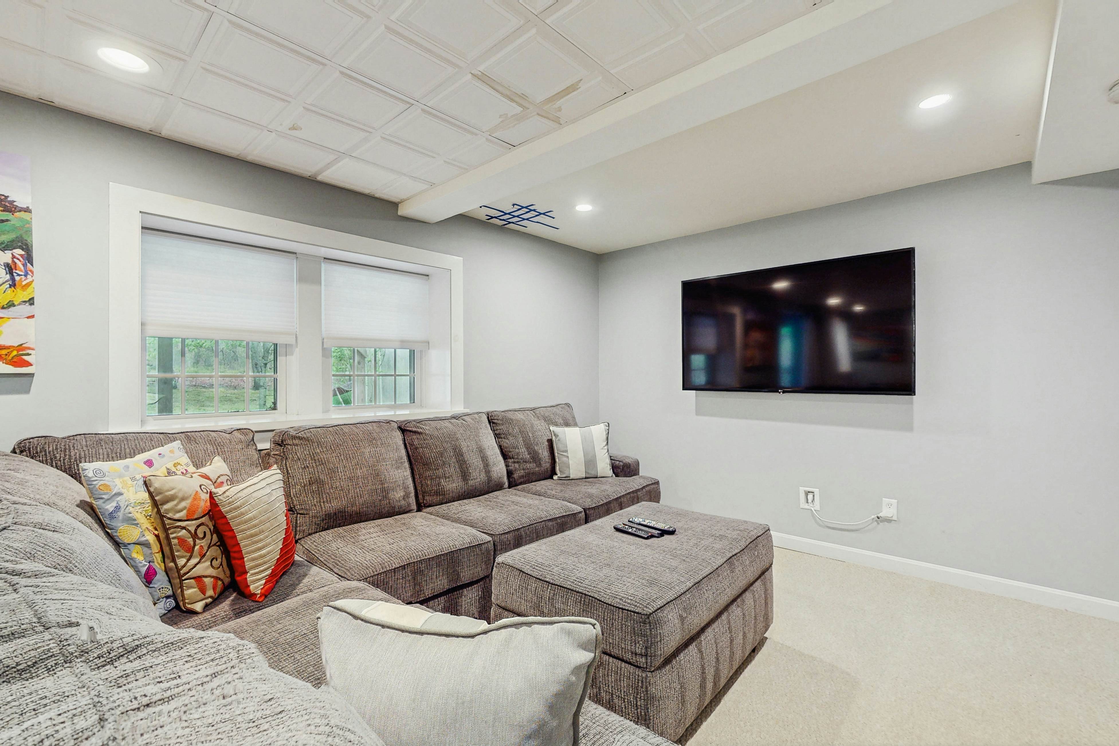 Cozy Charming Cottage