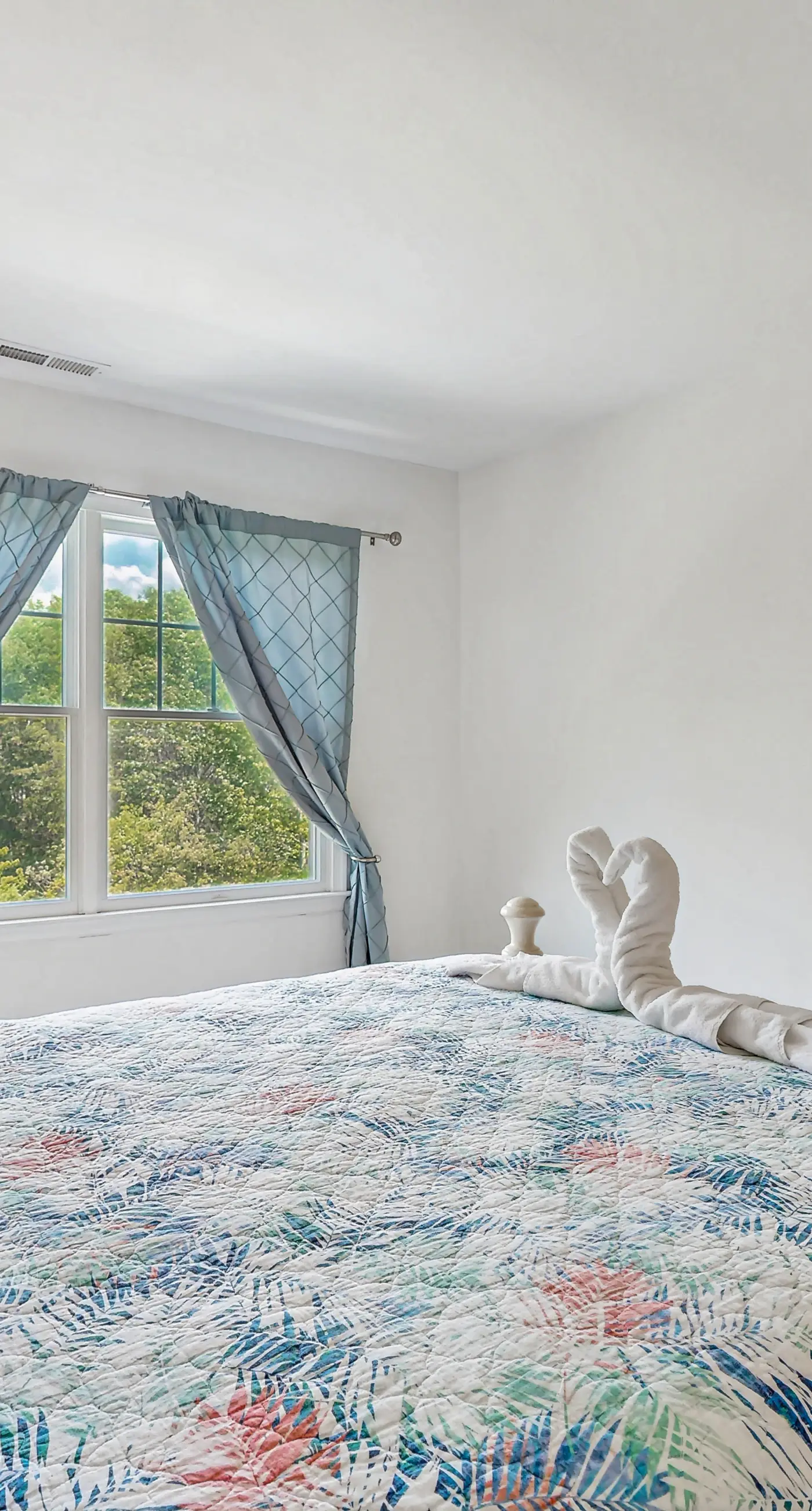 Bayside Resort - 36362 Azalea Ave