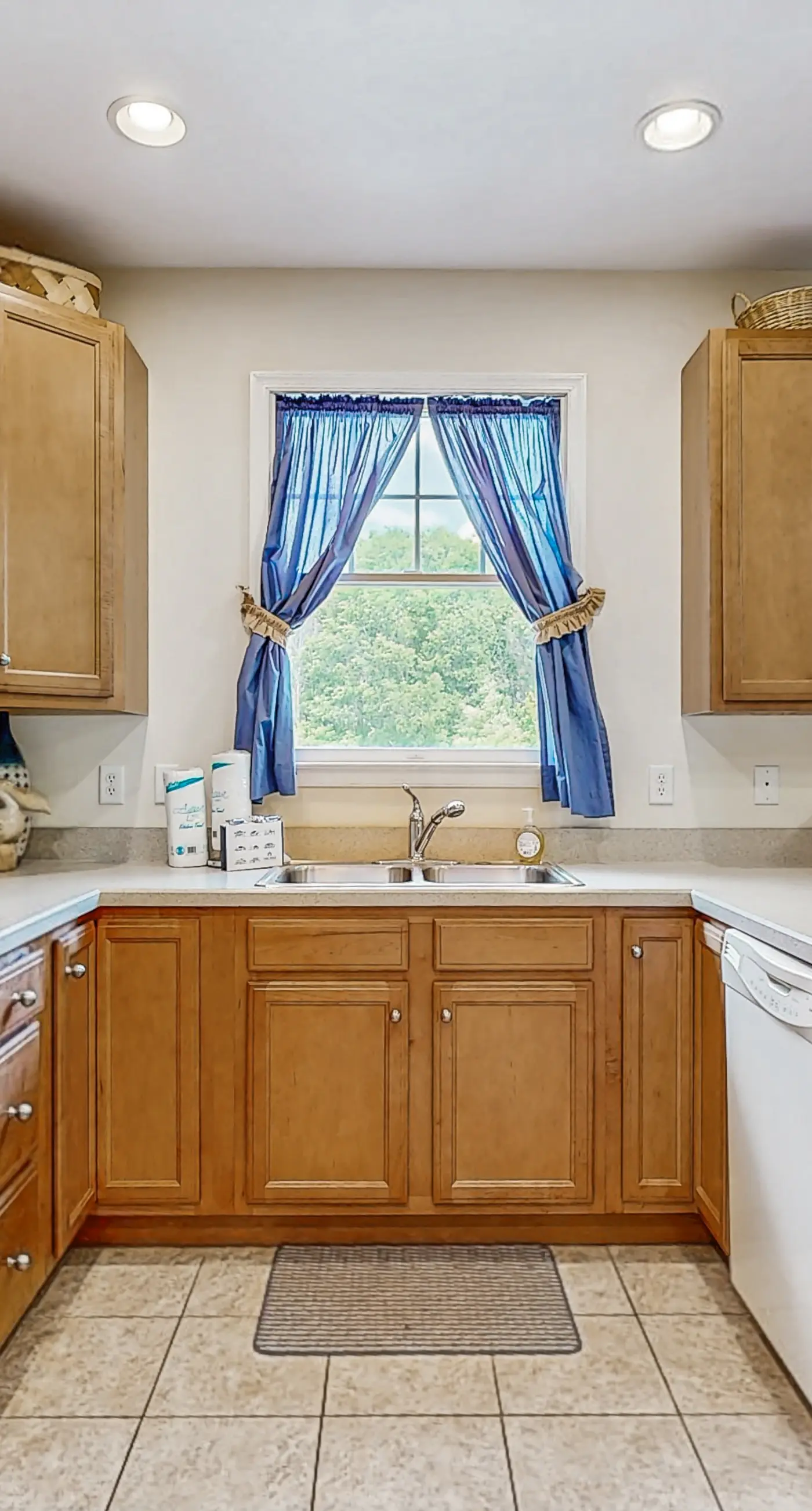 Bayside Resort - 36362 Azalea Ave