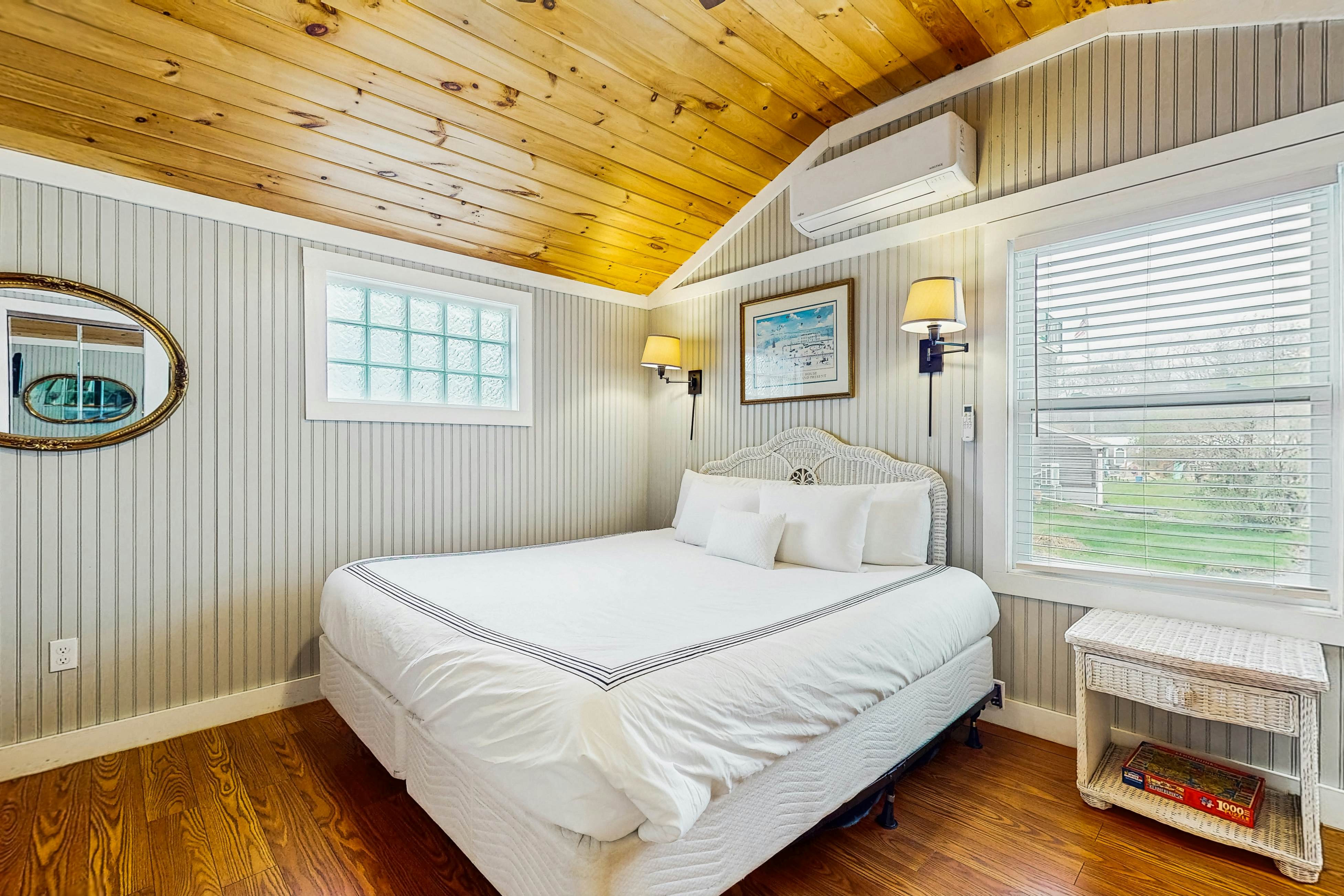 Shorelands Resort Cottage 40