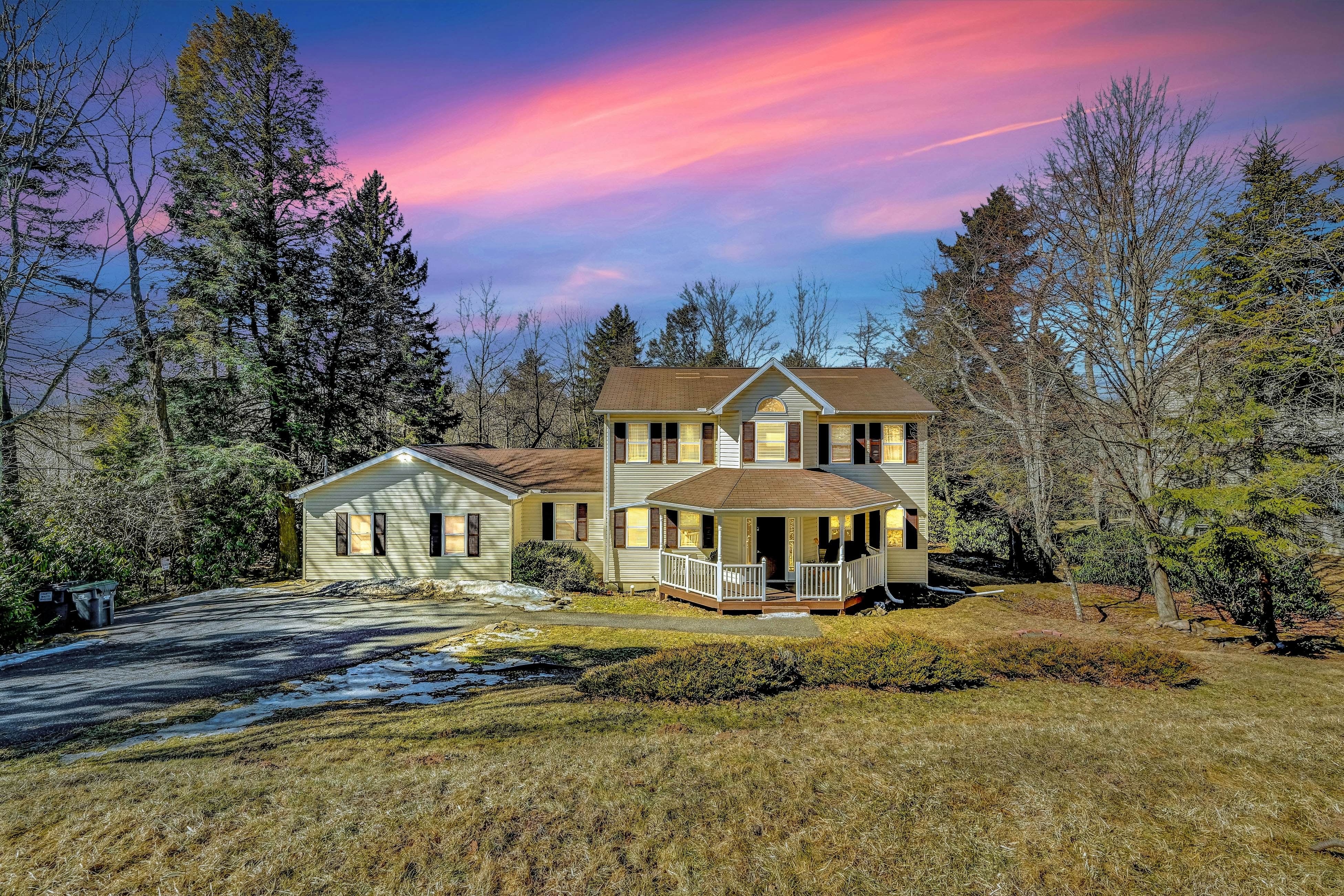 Leisurely Living in Long Pond
