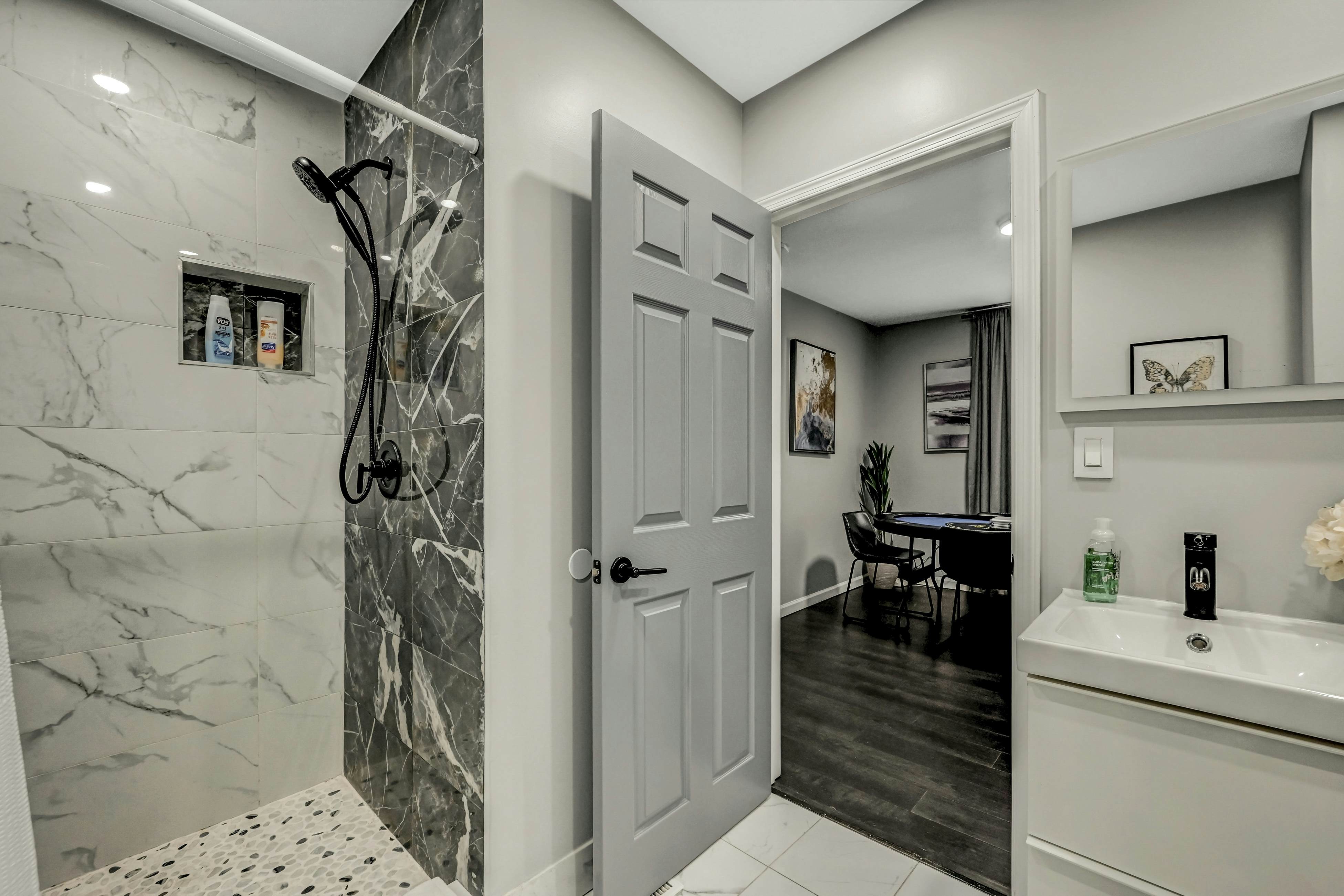 Leisurely Living in Long Pond