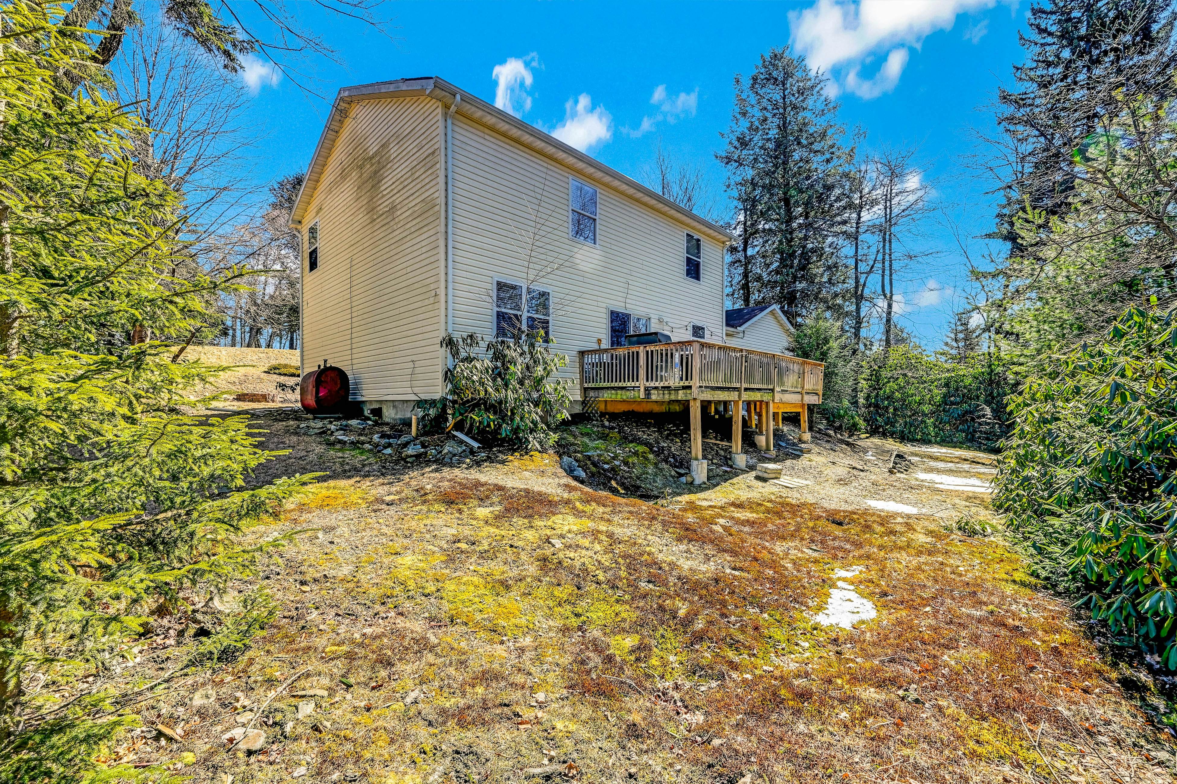 Leisurely Living in Long Pond